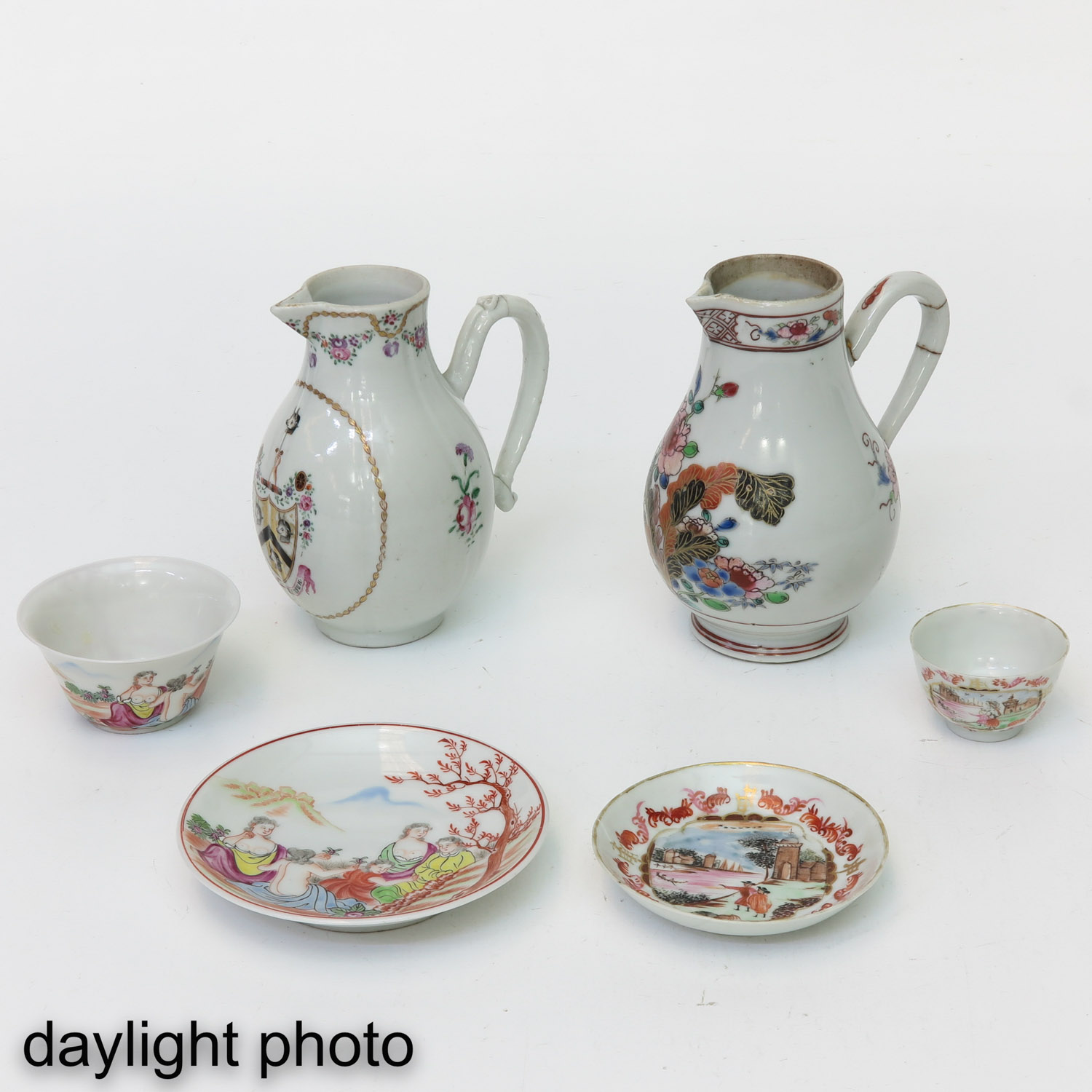 A Collection of Porcelain - Image 9 of 10