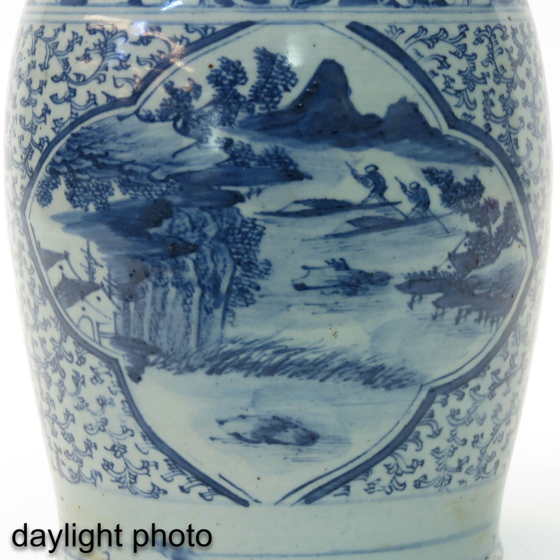 A Blue and White Vase - Image 9 of 9