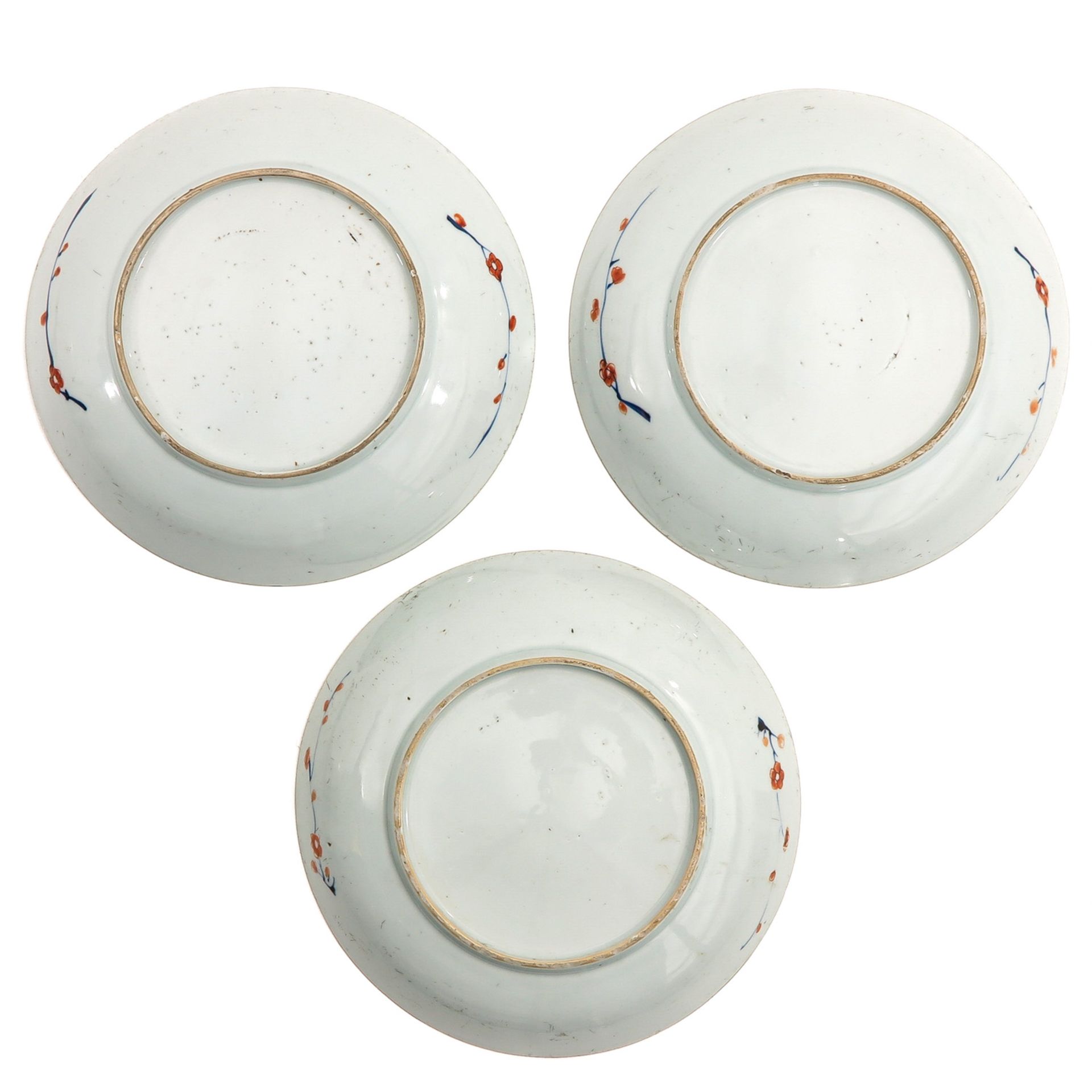 A Series of 3 Imari Plates - Image 2 of 10