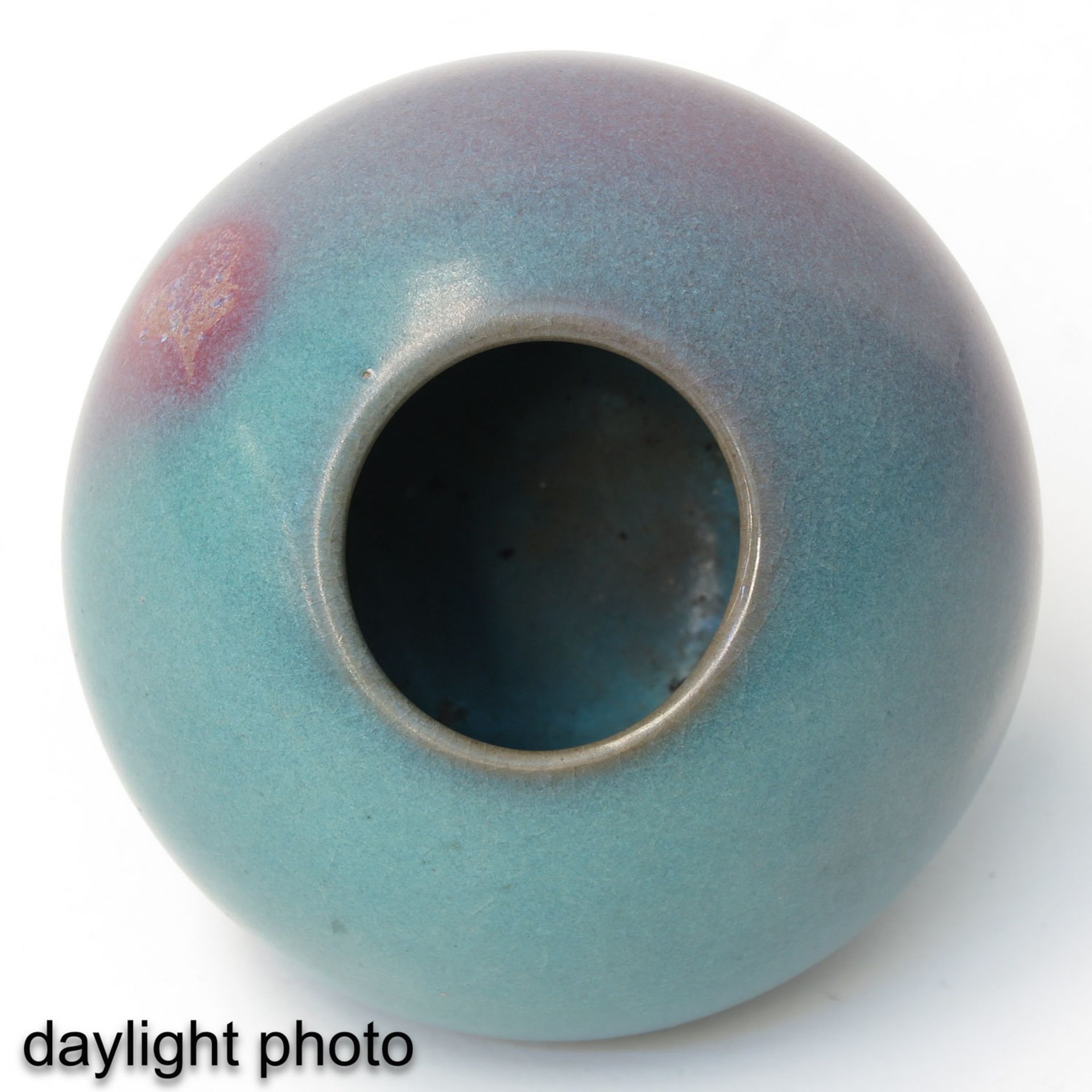 A Small Blue and Purple Glaze Vase - Bild 9 aus 9