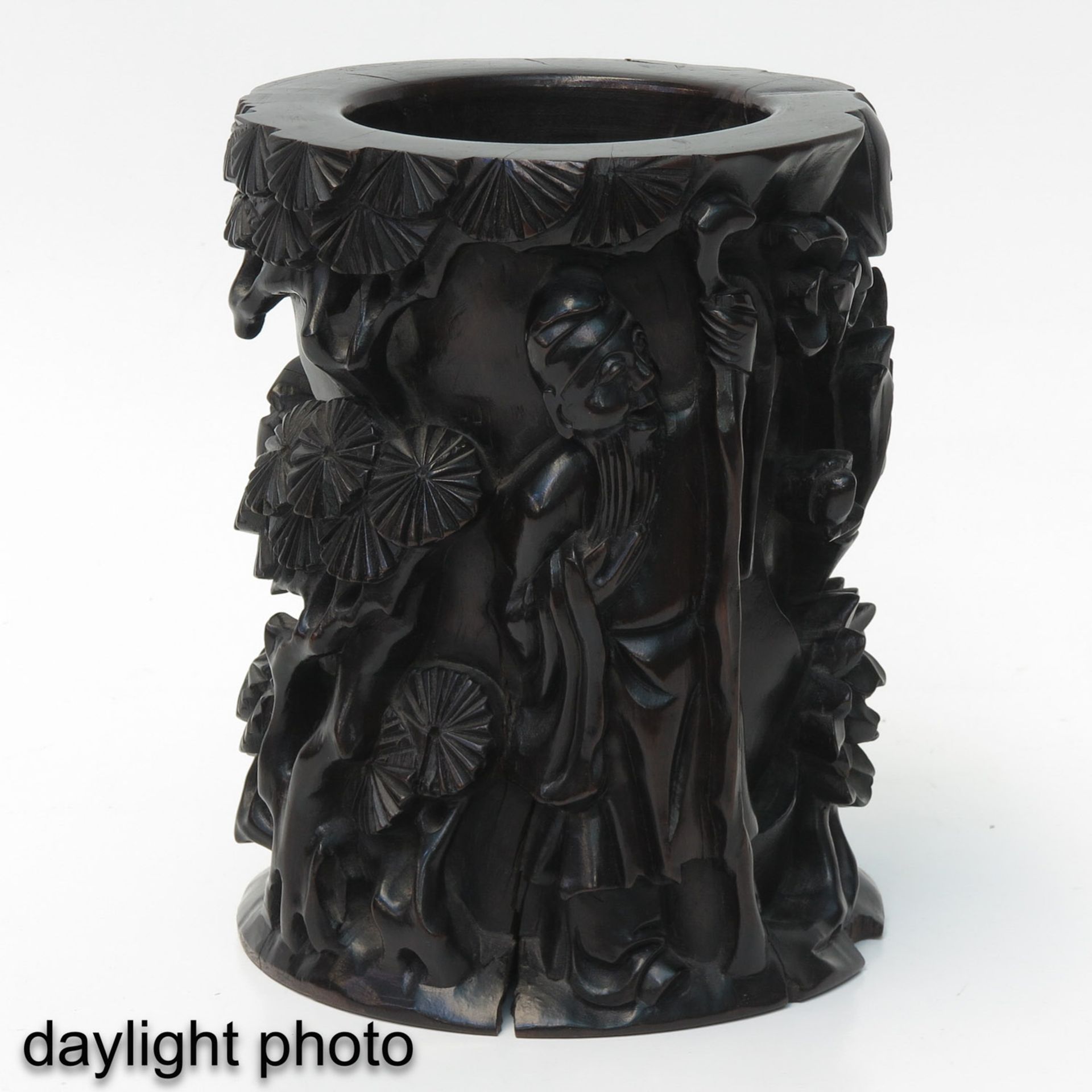 A Pair of Carved Wood Brush Pots - Image 7 of 9