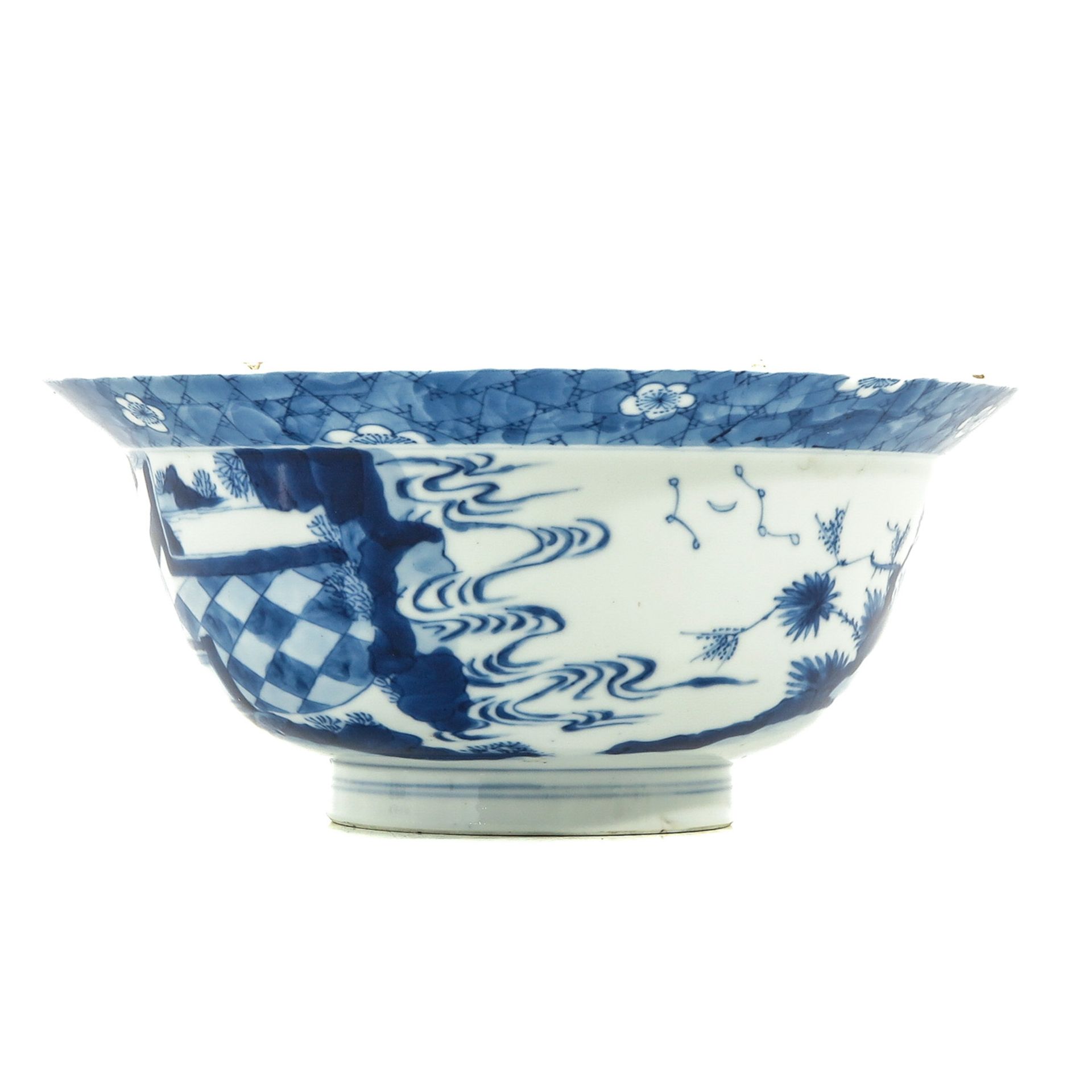 A Blue and White Flared Rim Bowl - Image 4 of 10