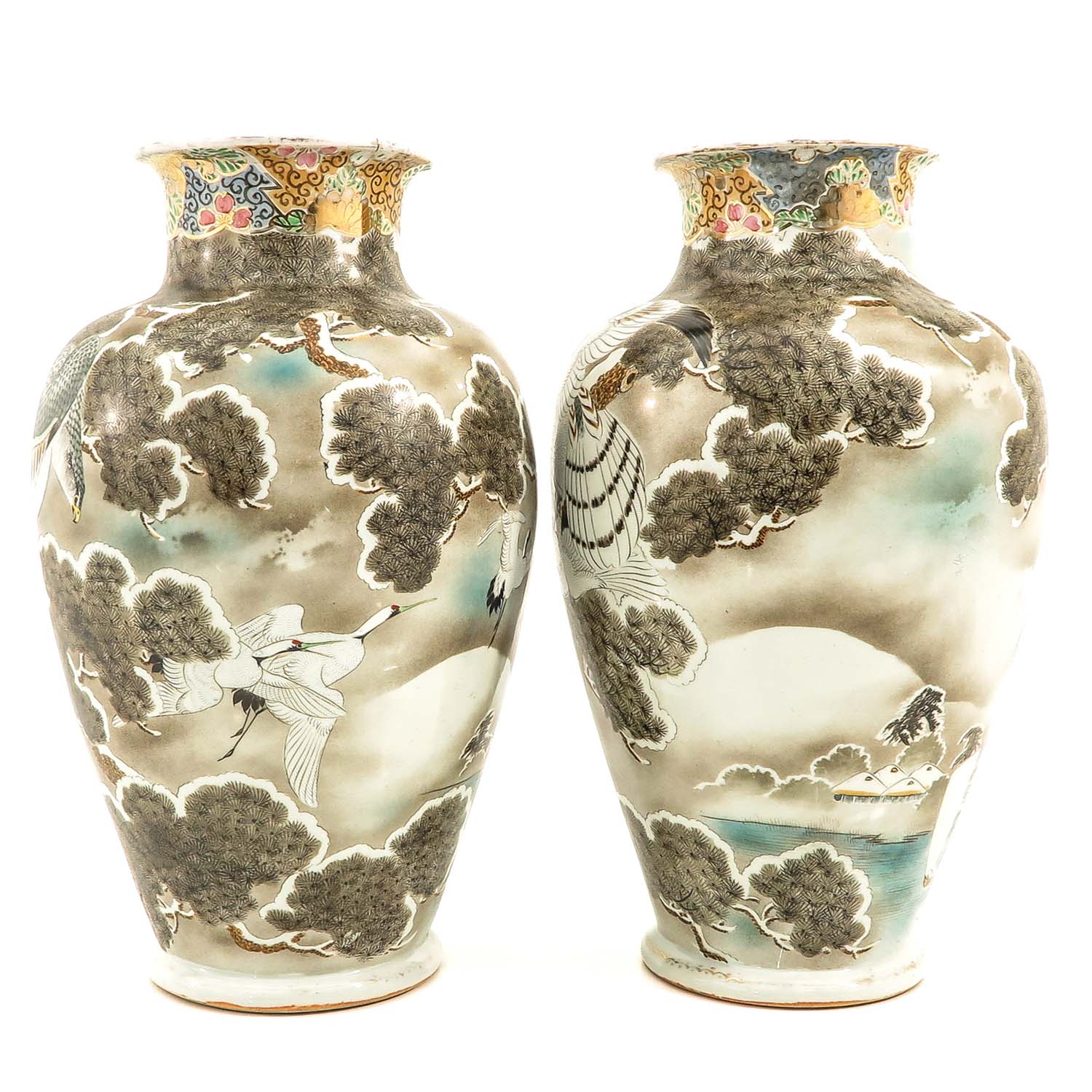 A Pair of Japanese Vases - Image 2 of 9