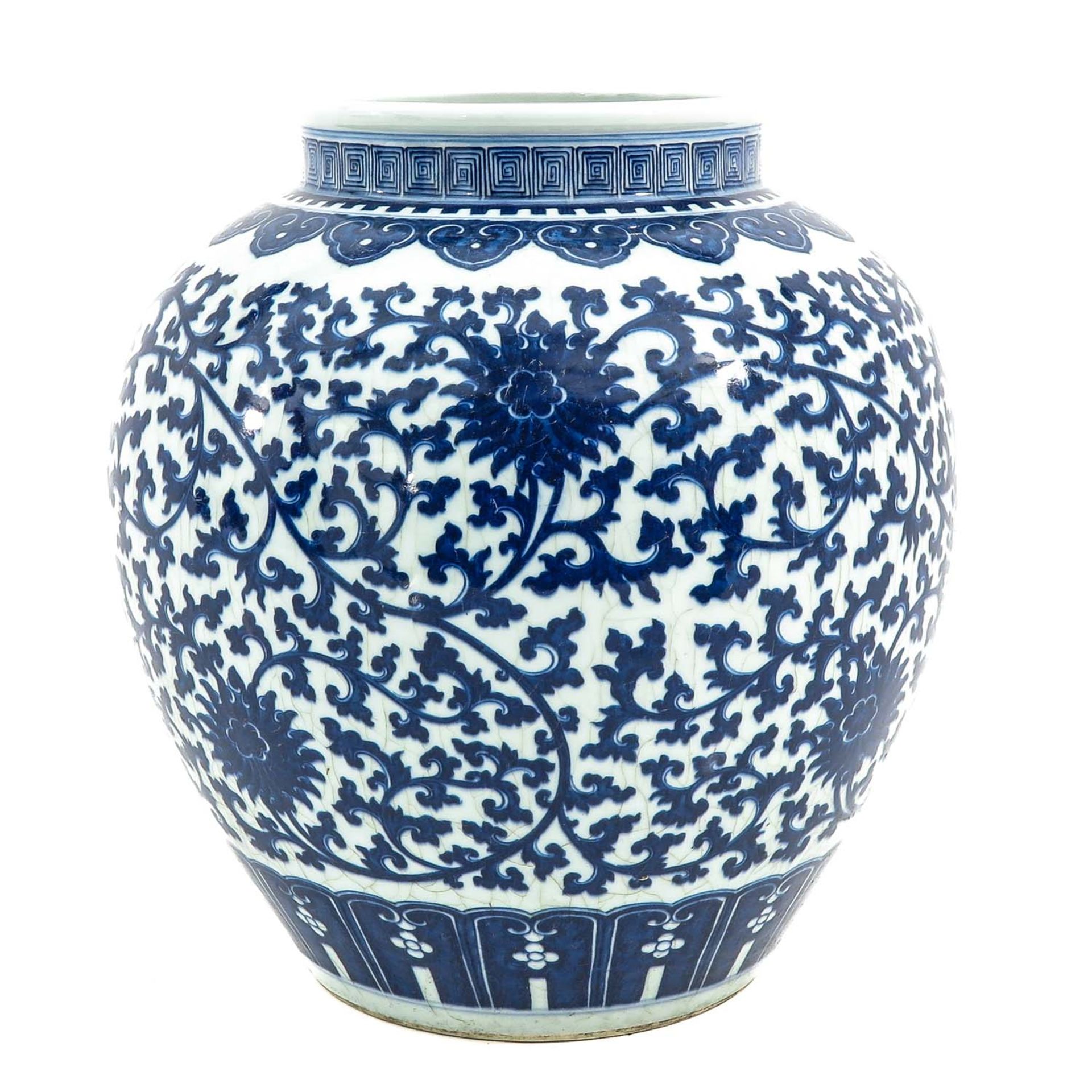 A Blue and White Pot