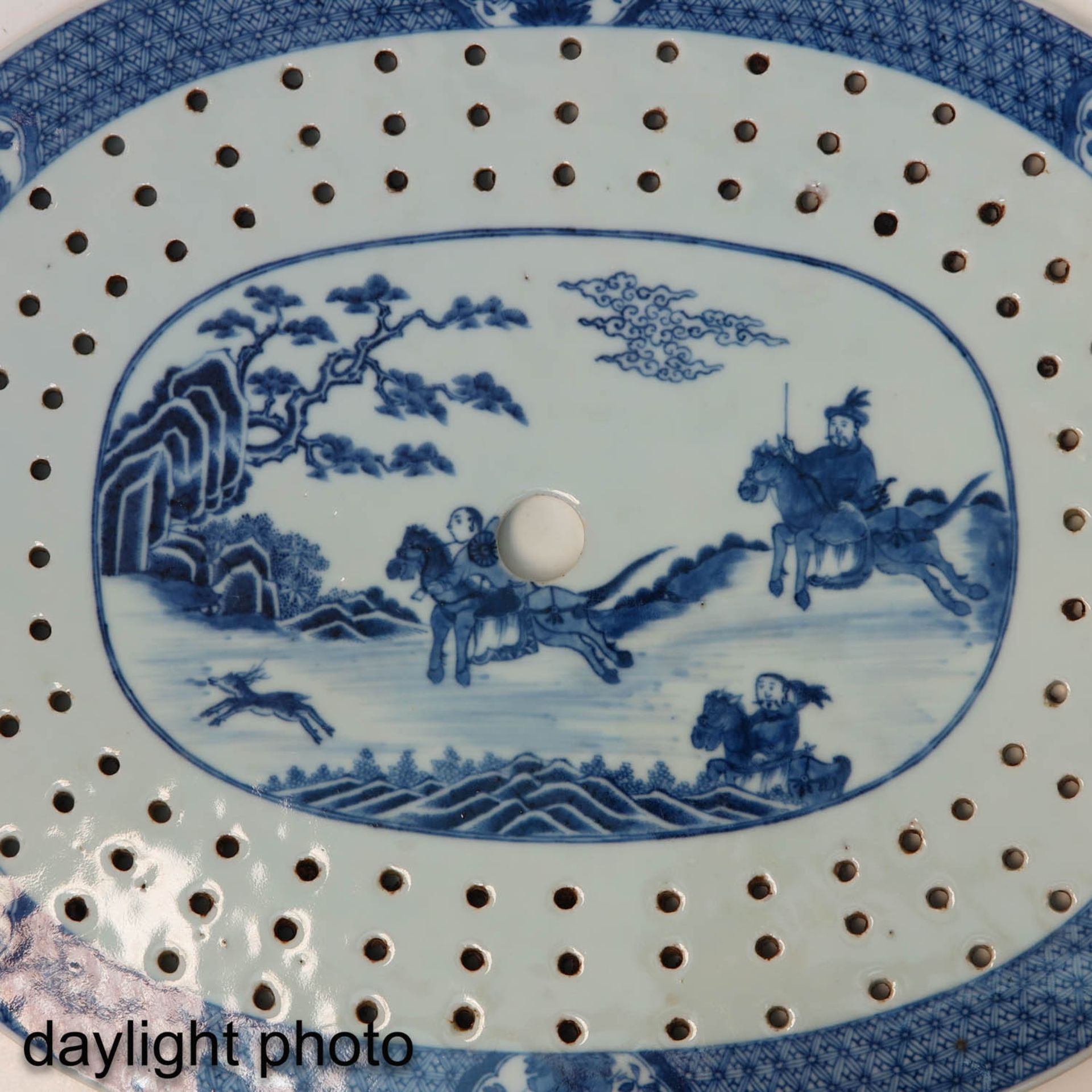 A Blue and White Serving Dish with Strainer - Image 8 of 9