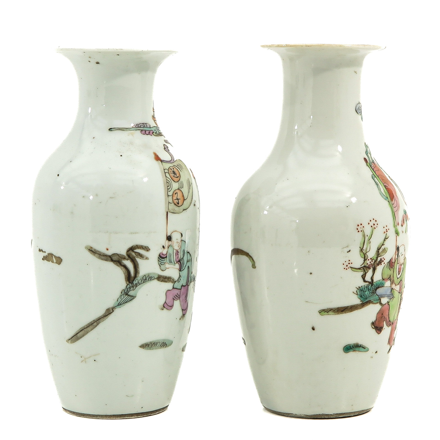 A lot of 2 Famille Rose Vases - Image 3 of 10