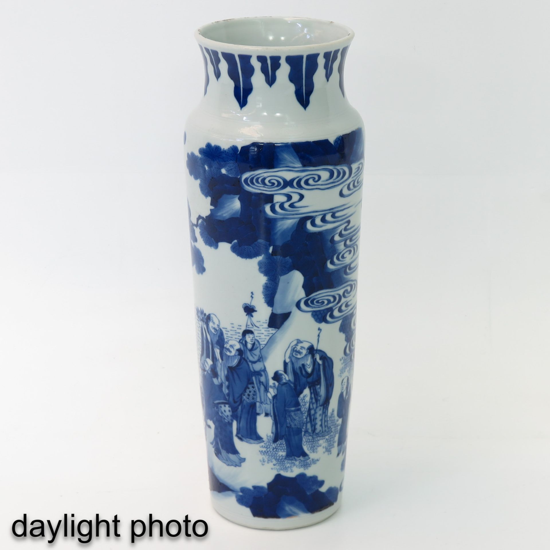 A Blue and White Vase - Image 7 of 9