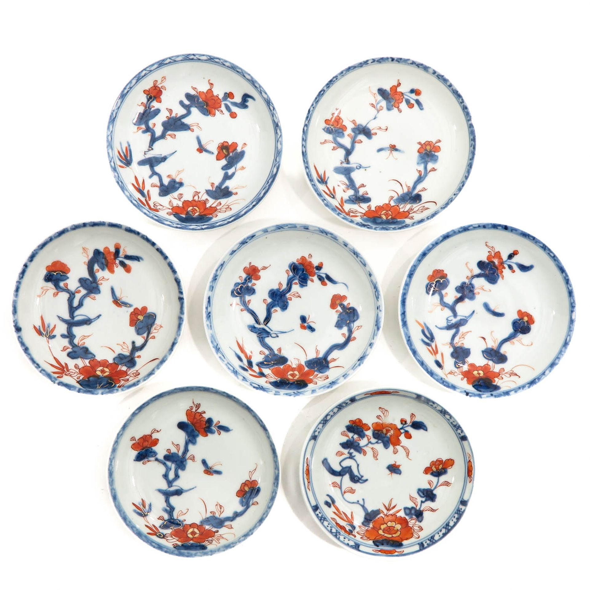 A Collection of Imari Cups and Saucers - Bild 7 aus 10