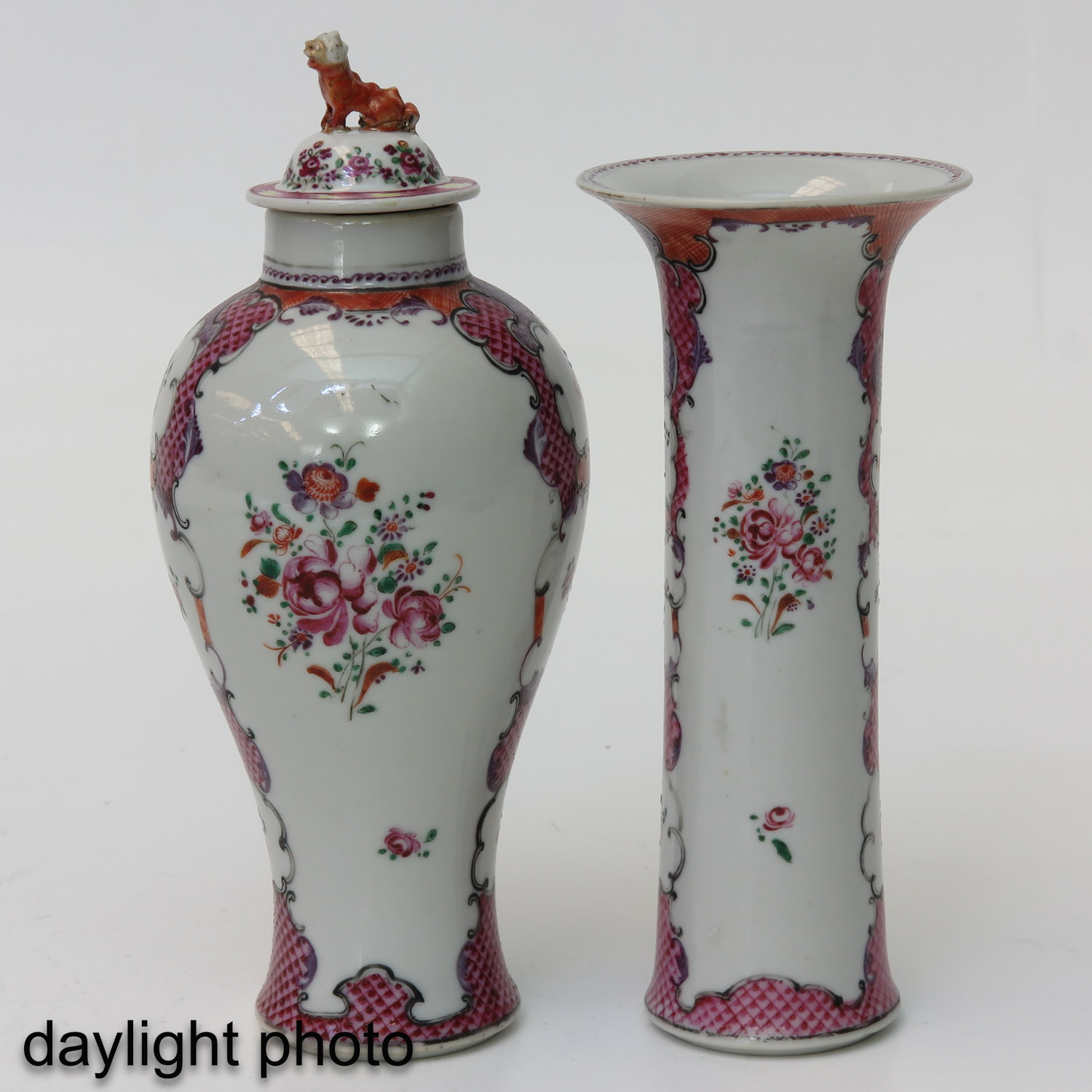 A 5 Piece Famille Rose Garniture Set - Image 7 of 10