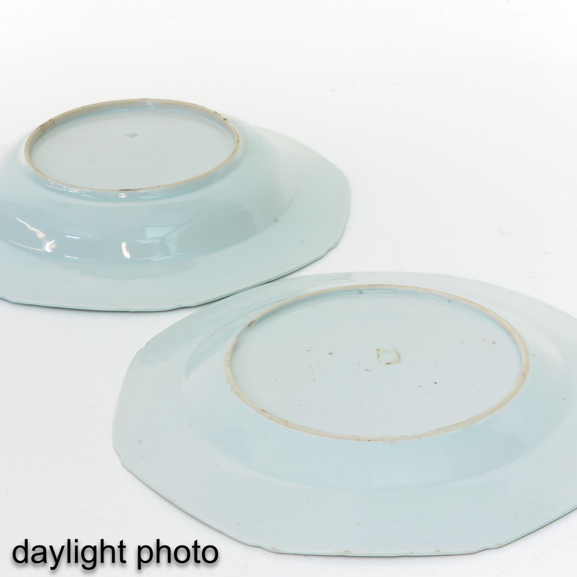 A Series of 12 Blue and White Plates - Bild 10 aus 10