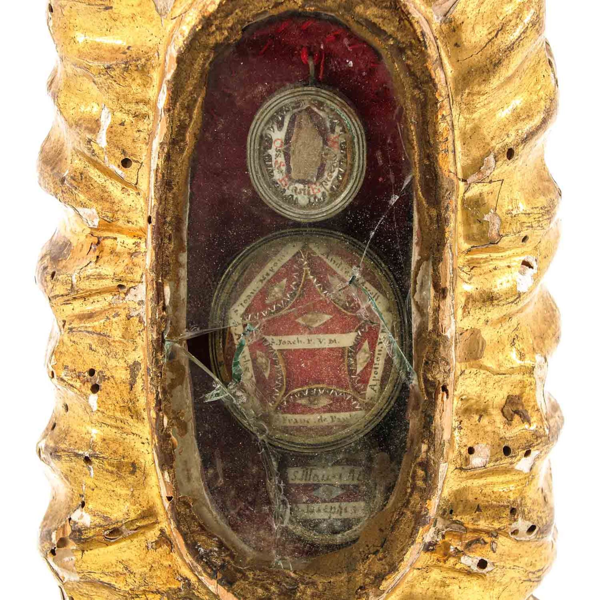 A Carved Wood Hand Relic Holder - Bild 7 aus 10