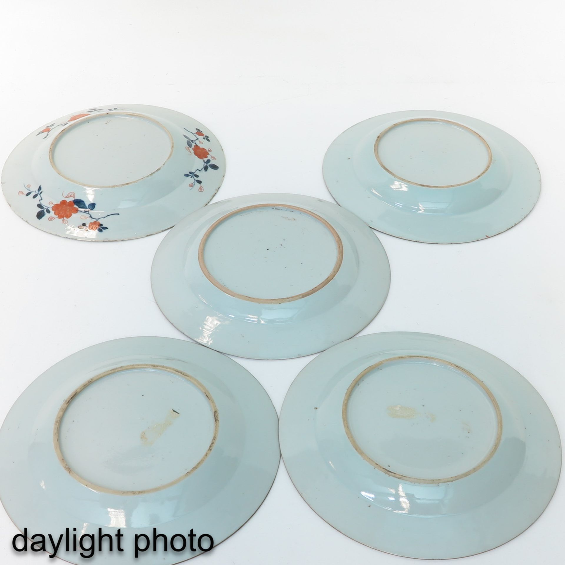 A Collection of 5 Imari Plates - Image 10 of 10