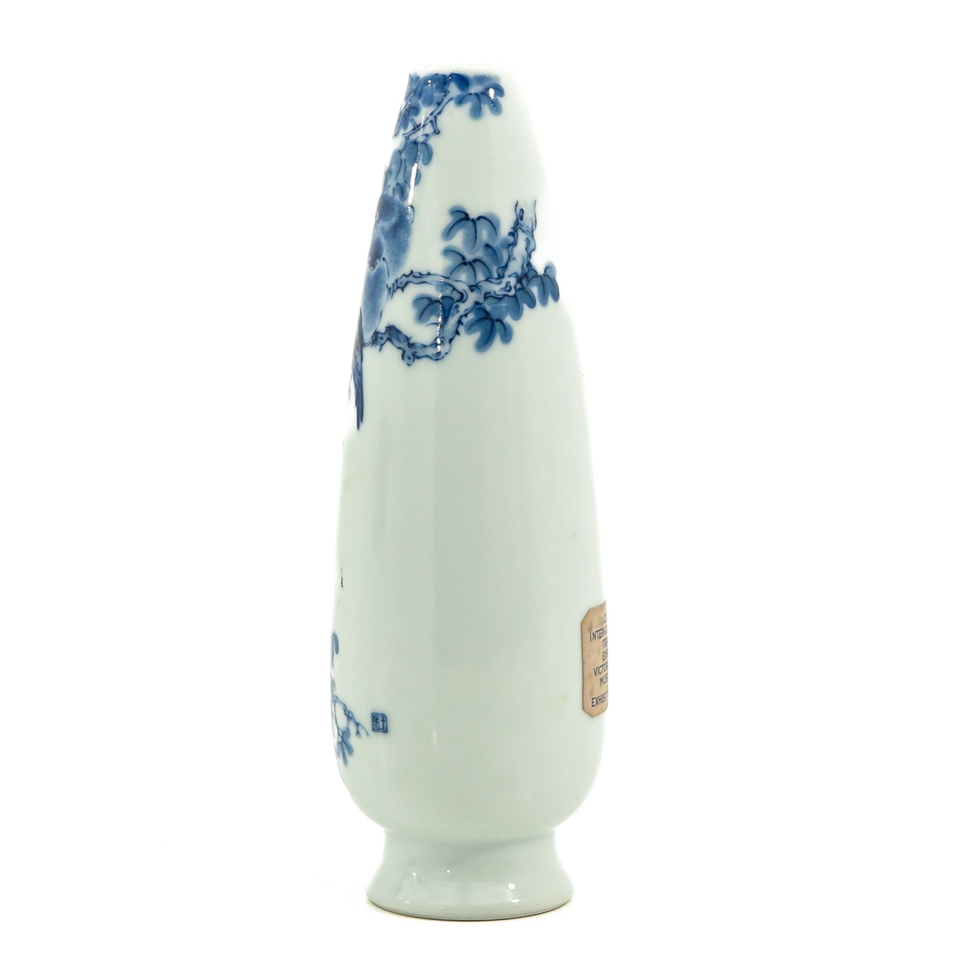 A Blue and White Vase - Image 2 of 10