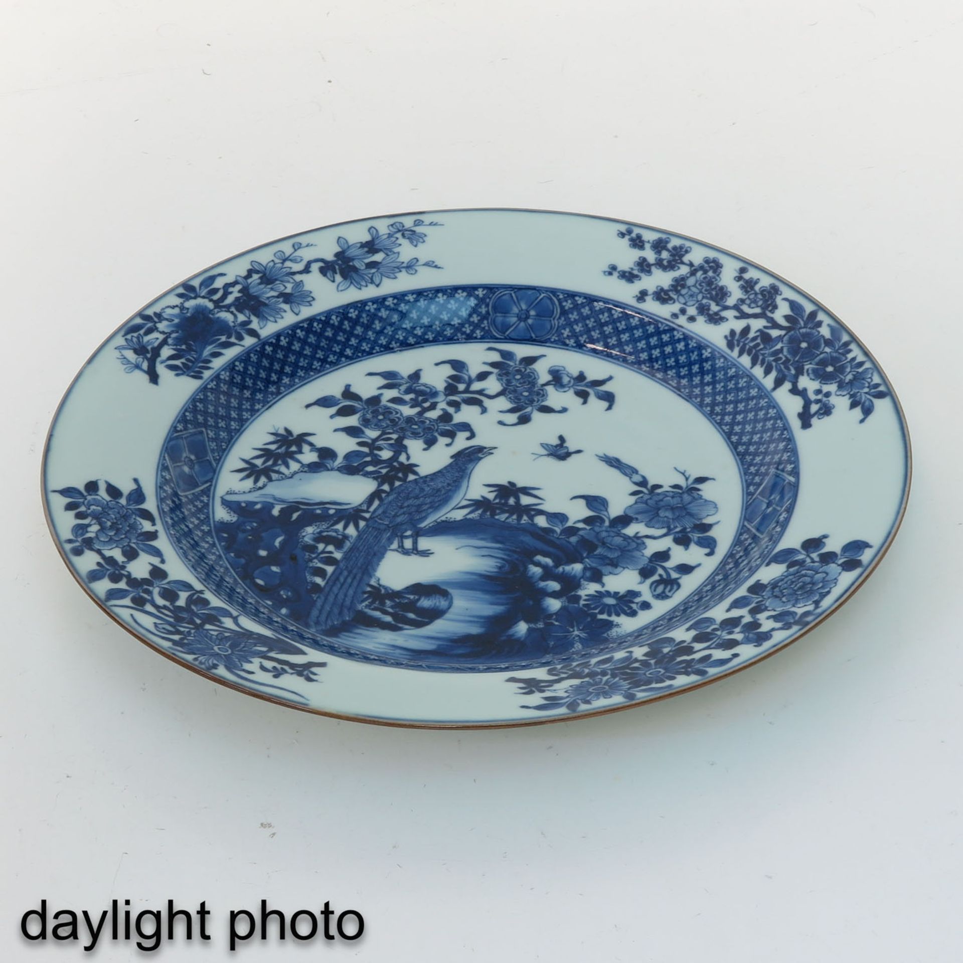 A Series of 3 Blue and White Plates - Bild 9 aus 10