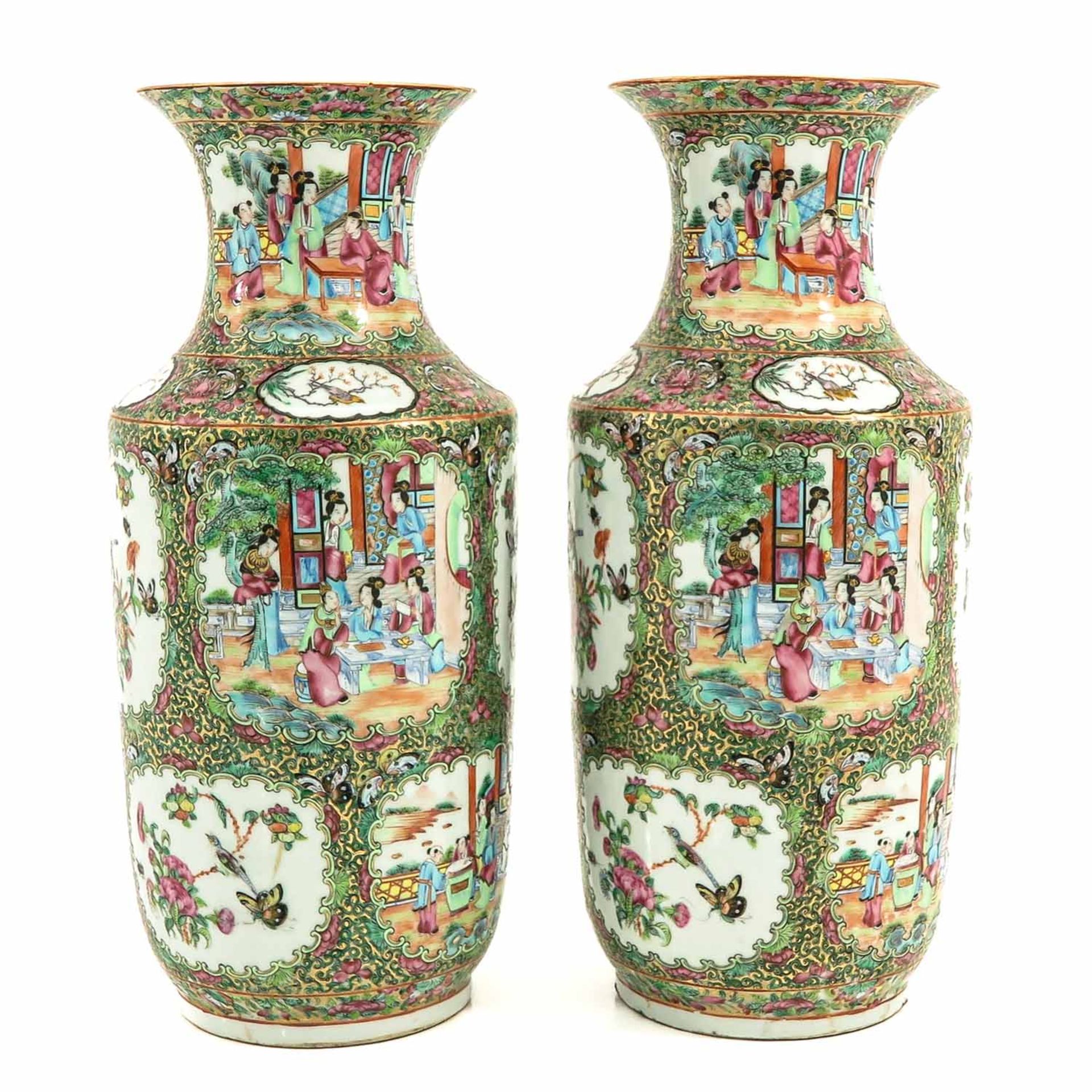 A Pair of Cantonese Vases - Bild 2 aus 9