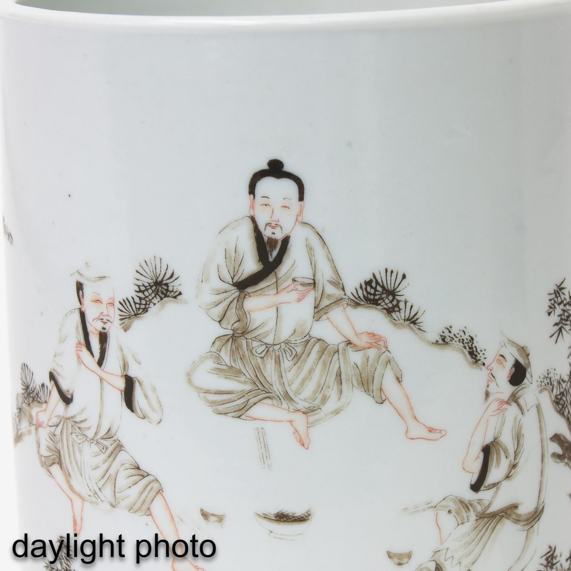 A Brush Pot - Image 9 of 9