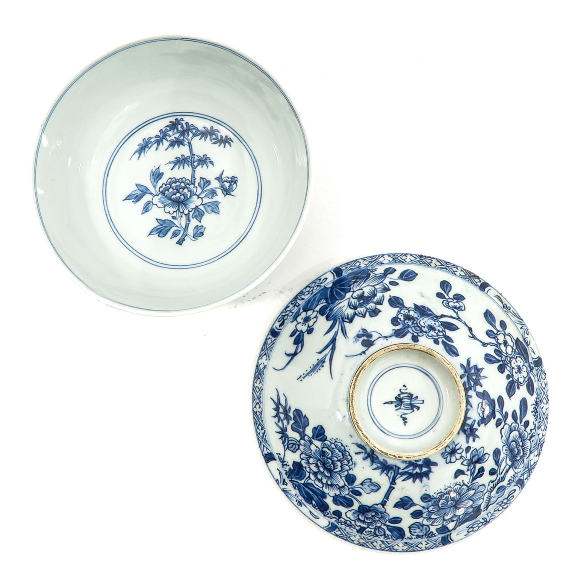 A Blue and White Bowl with Cover - Bild 5 aus 10