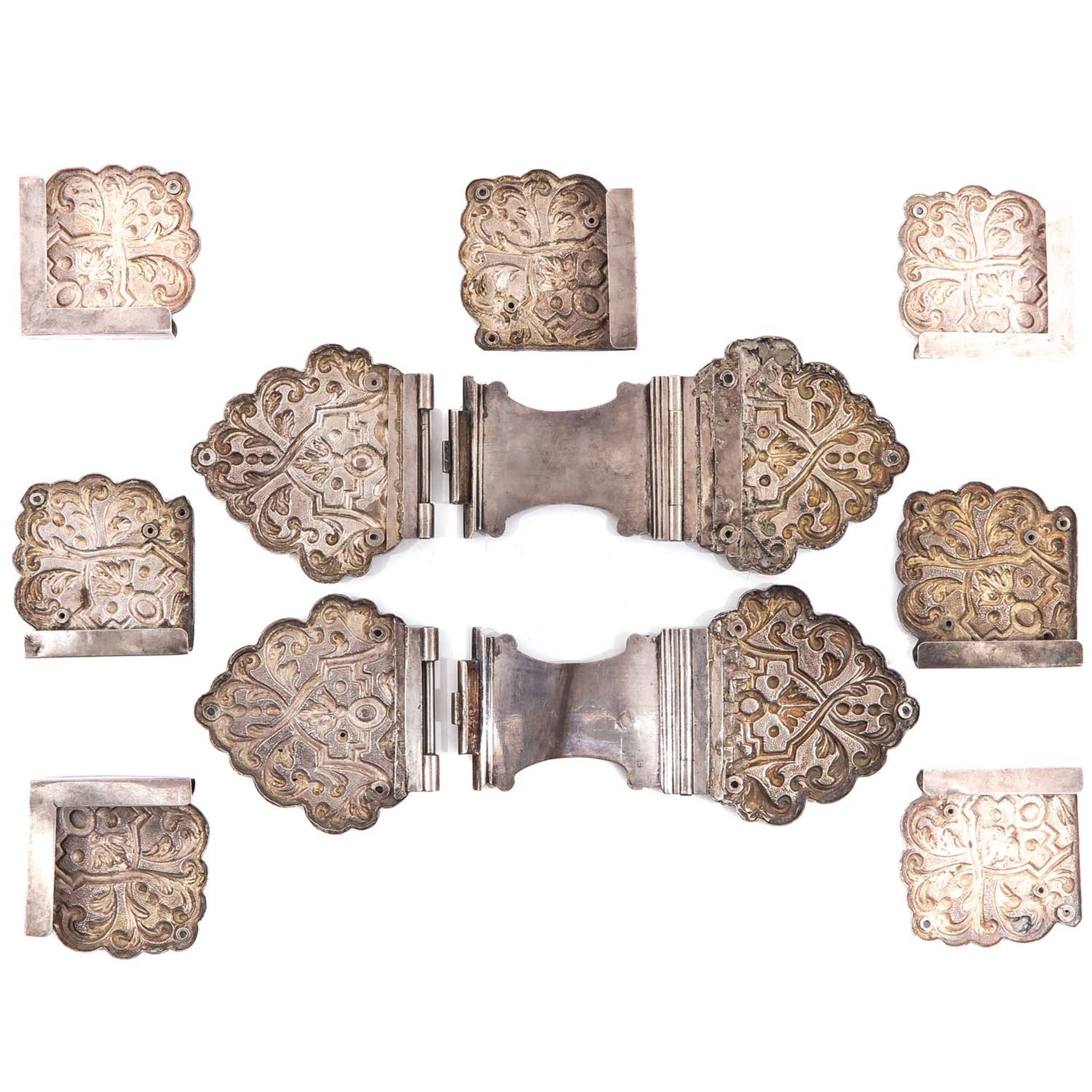 A Collection of 11 Silver Missal Clasp - Image 2 of 10