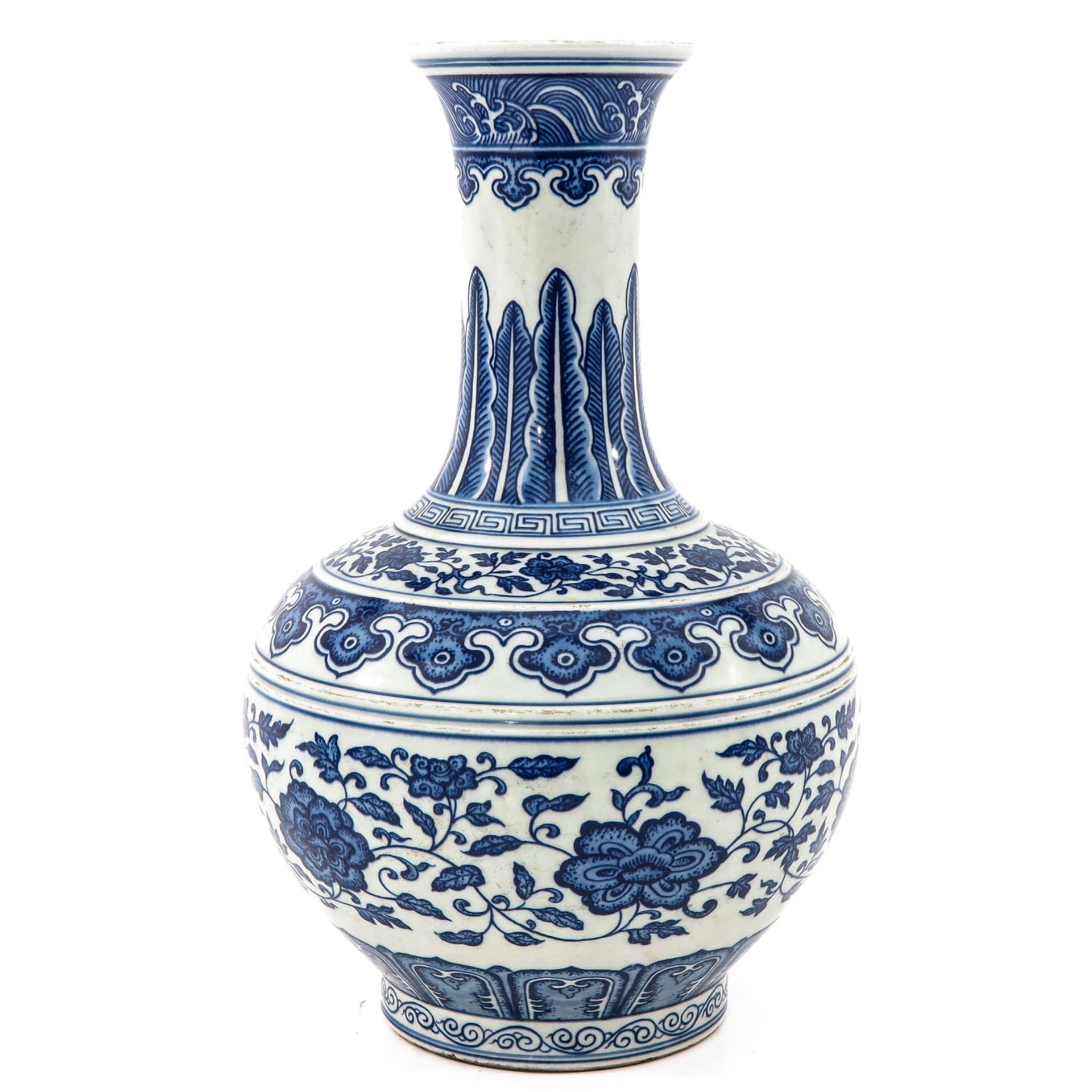 A Blue and White Vase - Image 3 of 10