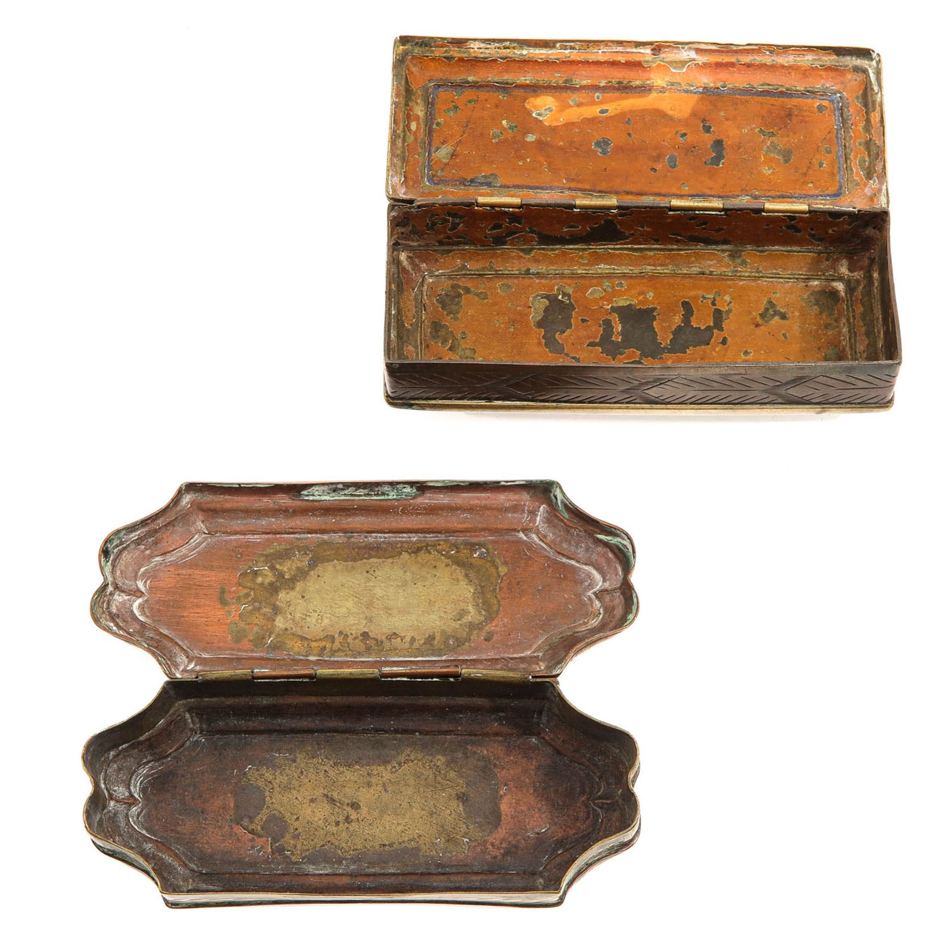 A Lot of 2 18th Century Copper Tobacco Boxes - Image 7 of 9