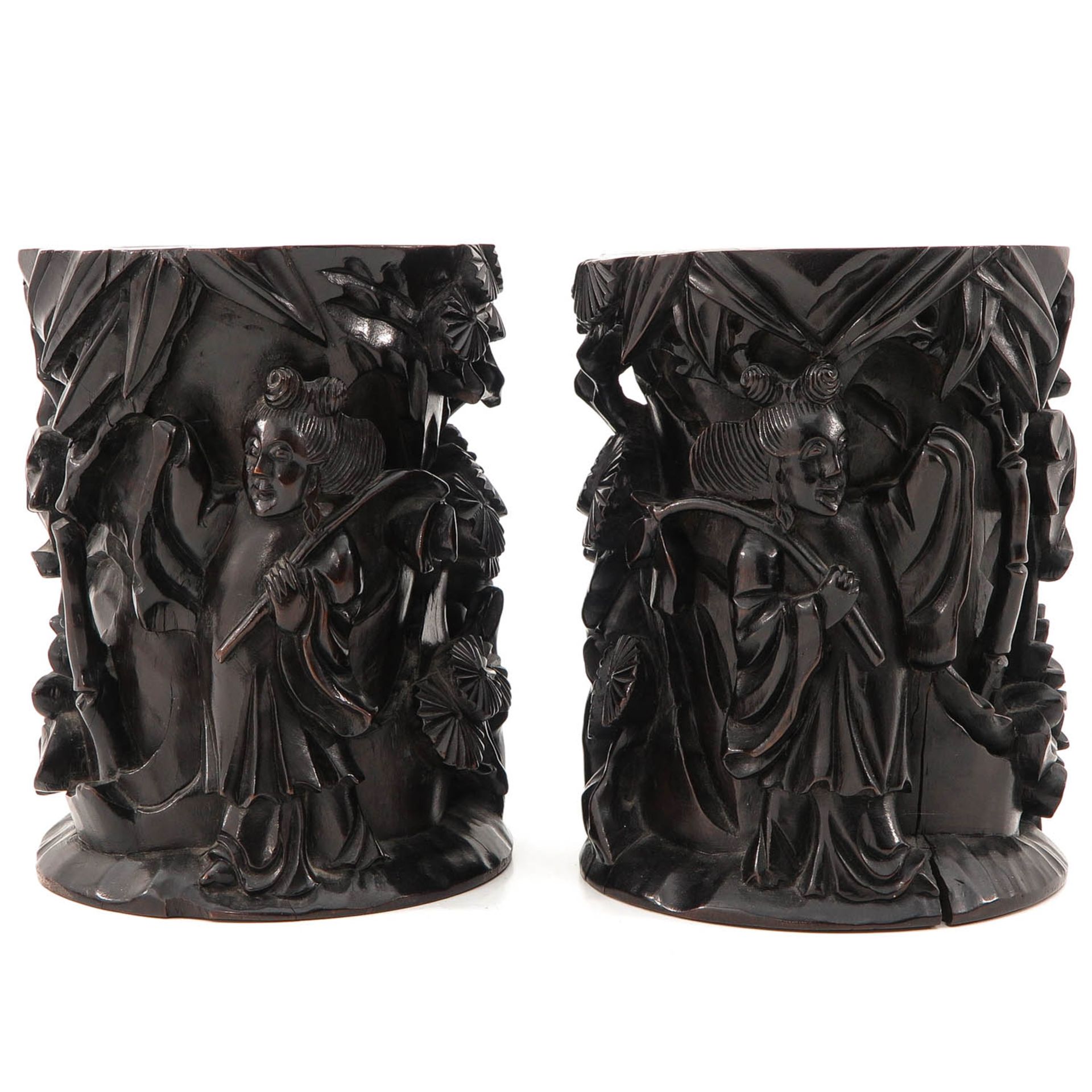 A Pair of Carved Wood Brush Pots - Image 3 of 9