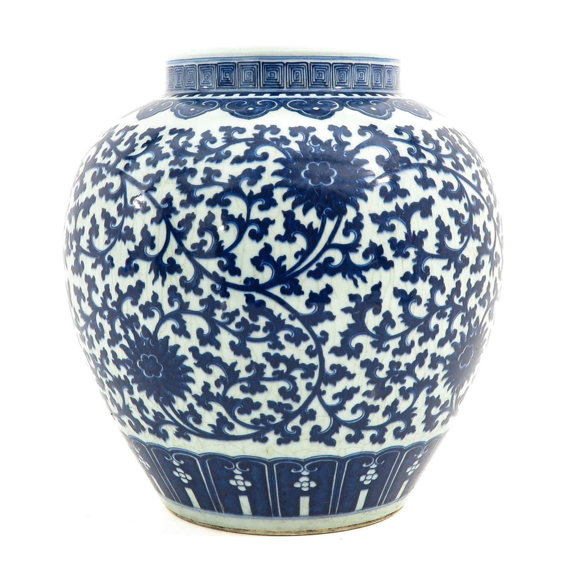 A Blue and White Pot - Image 2 of 10