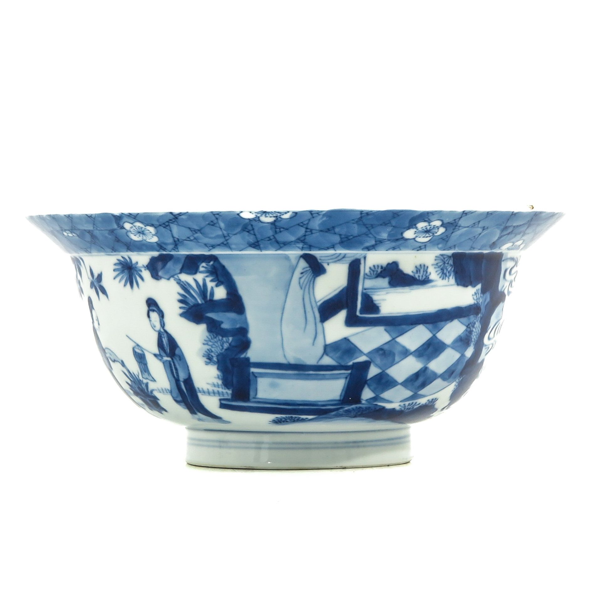 A Blue and White Flared Rim Bowl - Image 3 of 10