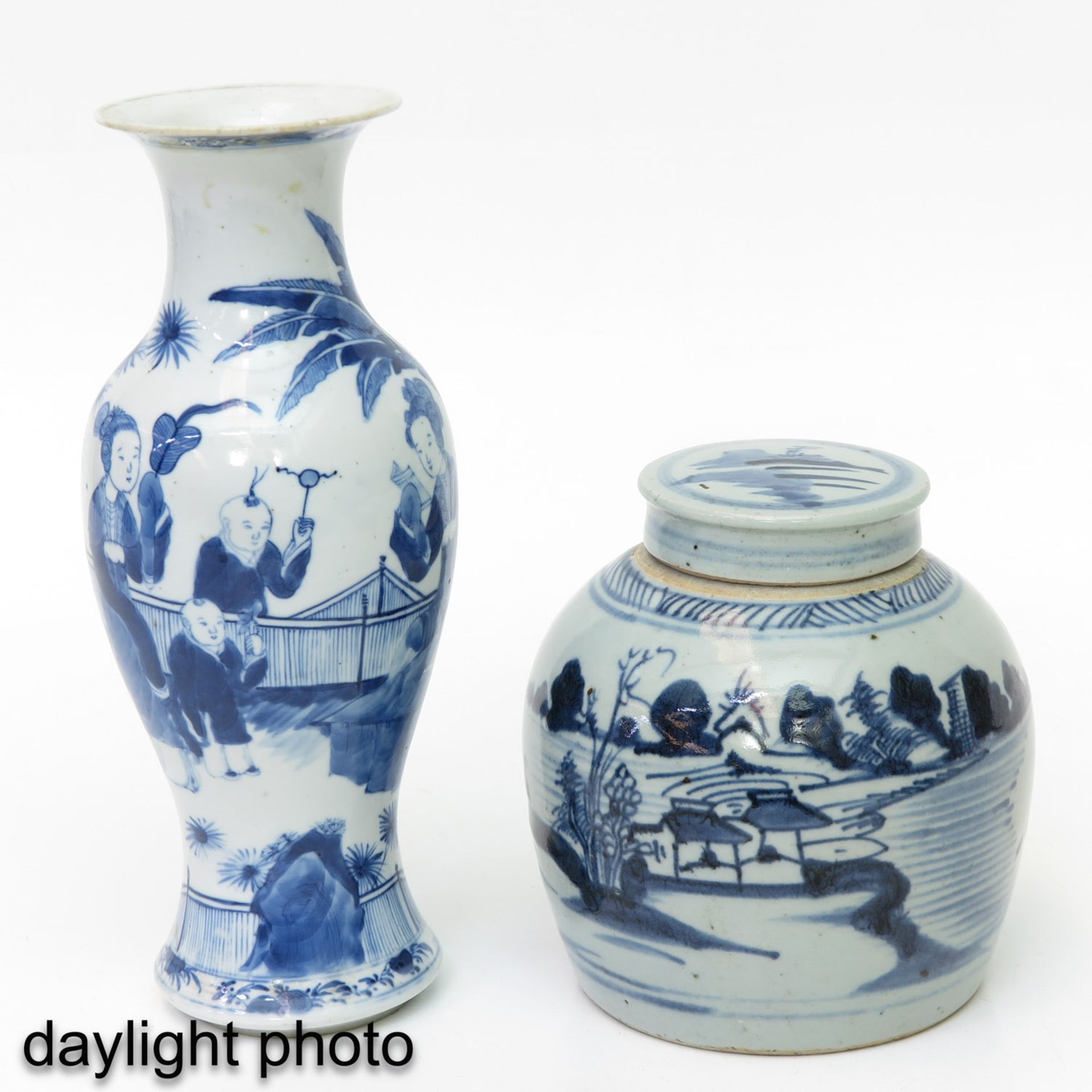 A Vase and Ginger Jar - Image 7 of 10