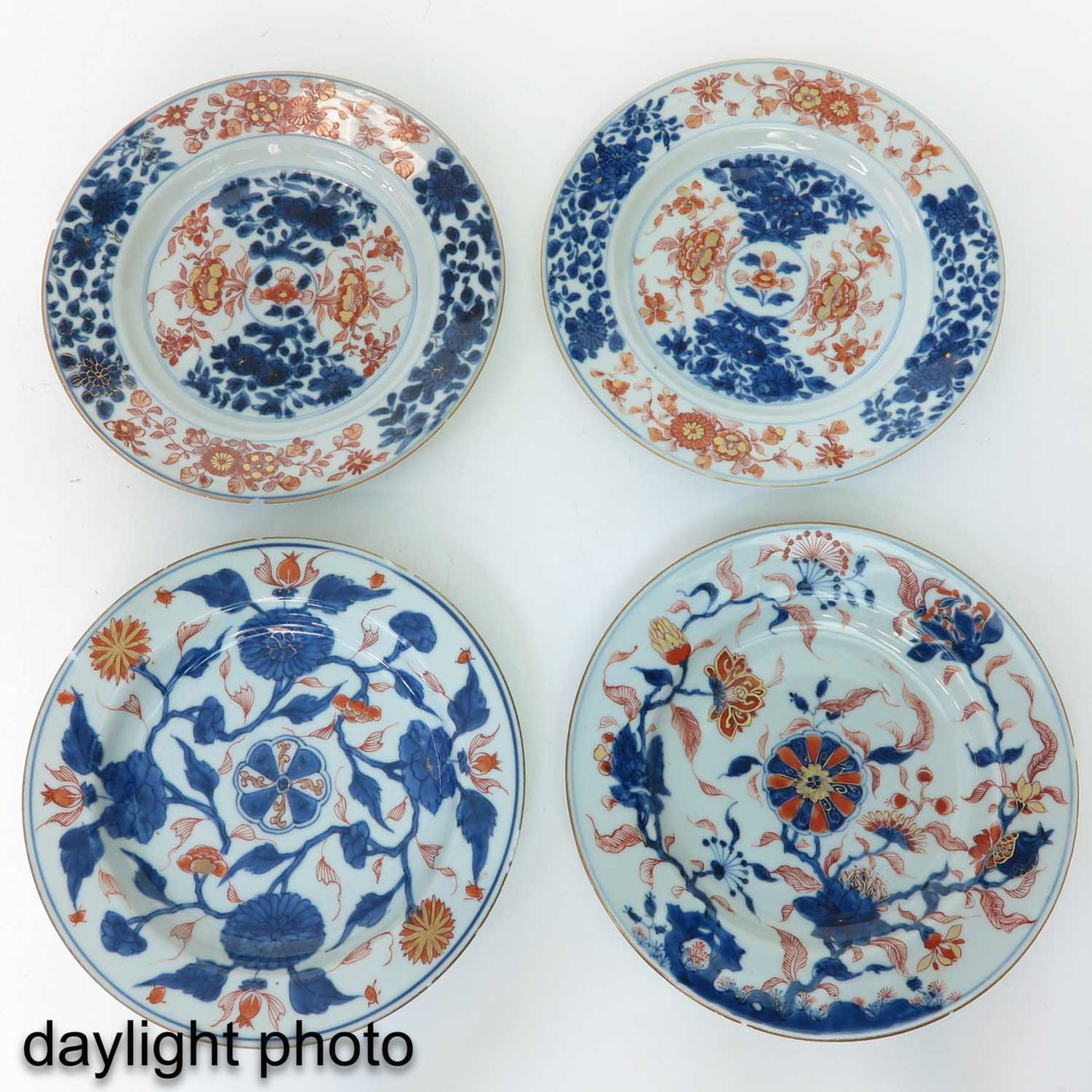 A Collection of 4 Plates - Image 7 of 10