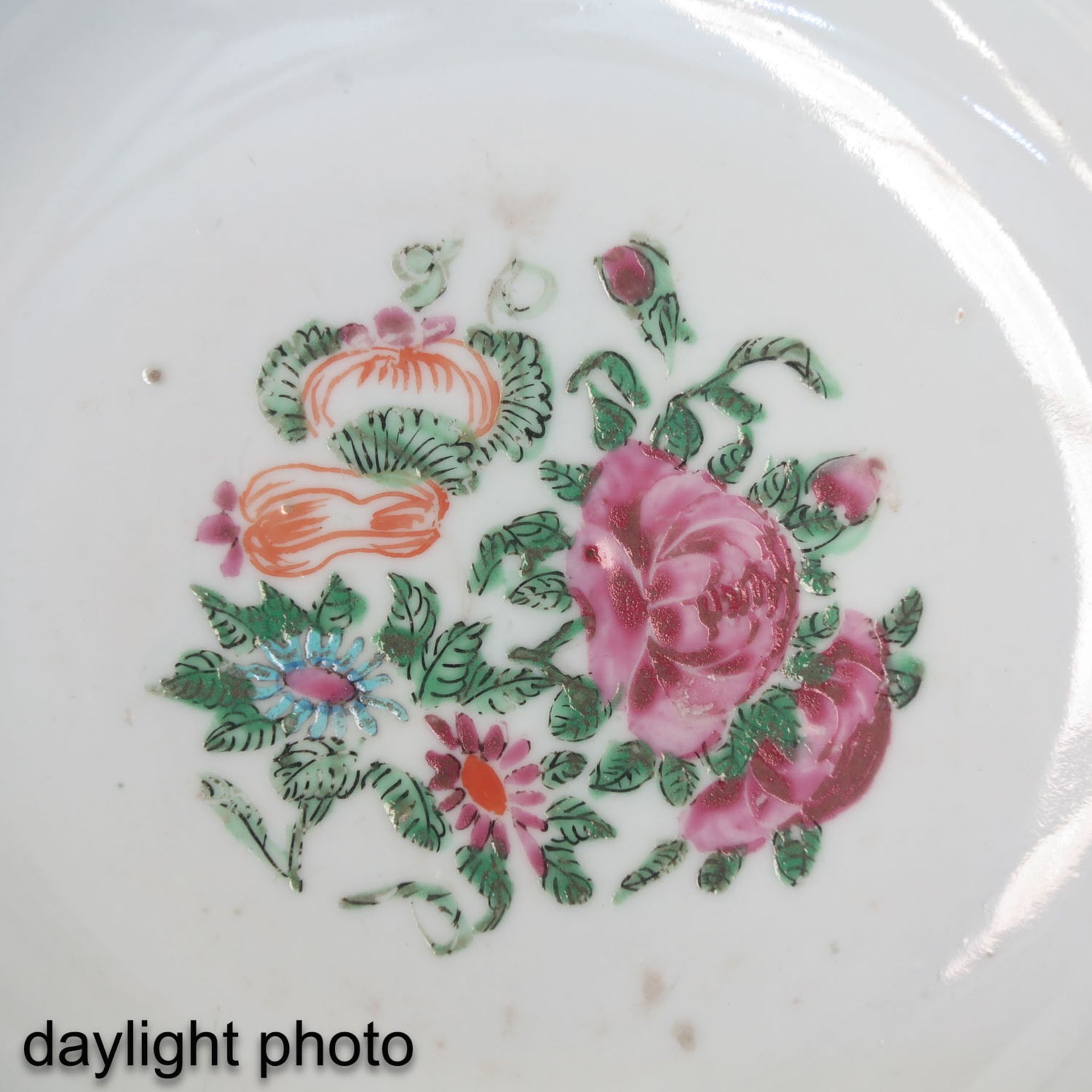 A Collection of Cantonese Porcelain - Bild 9 aus 9