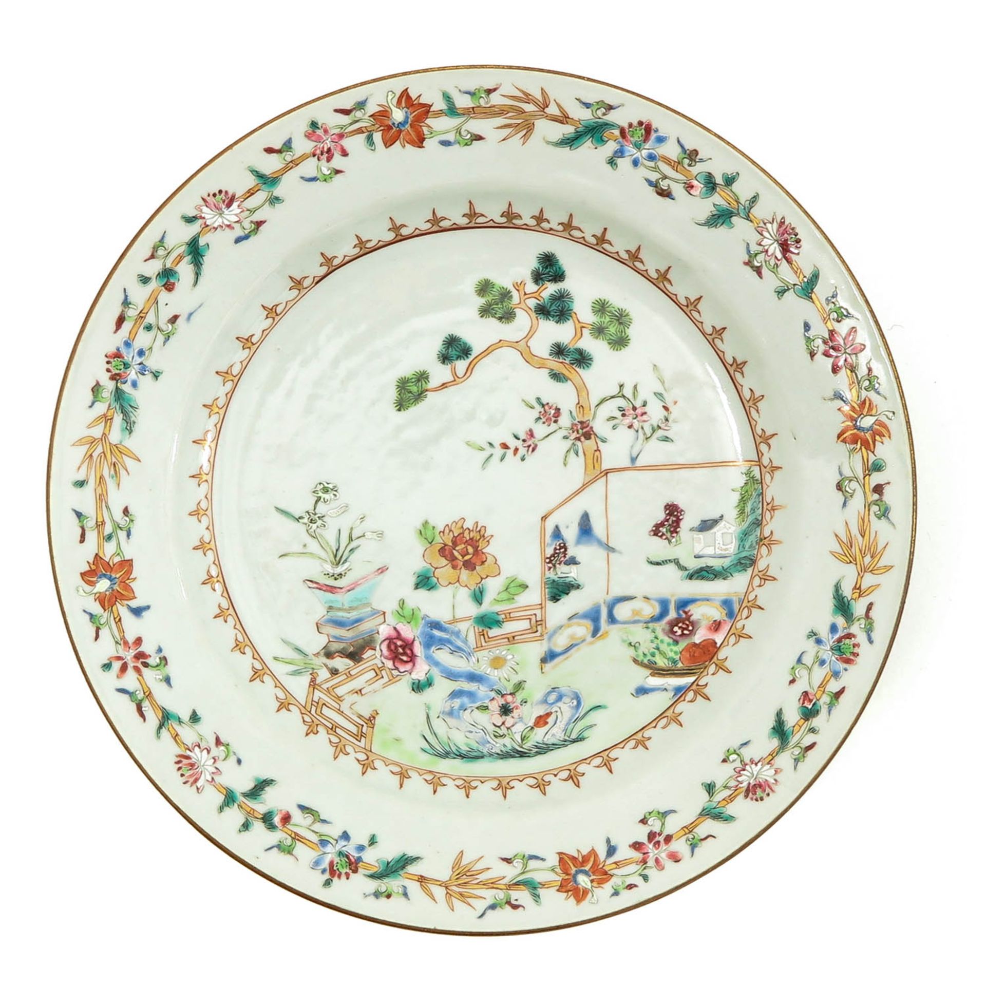 A Pair of Famille Rose Plates - Bild 5 aus 9