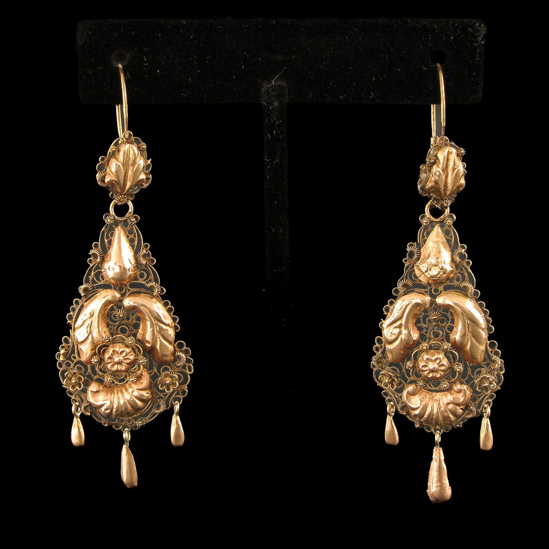 A Pair of Silver and Gold Bells - Bild 2 aus 7