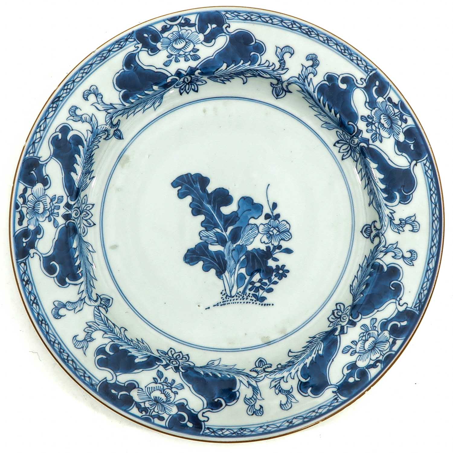 A Lot of 2 Blue and White Plates - Image 5 of 10