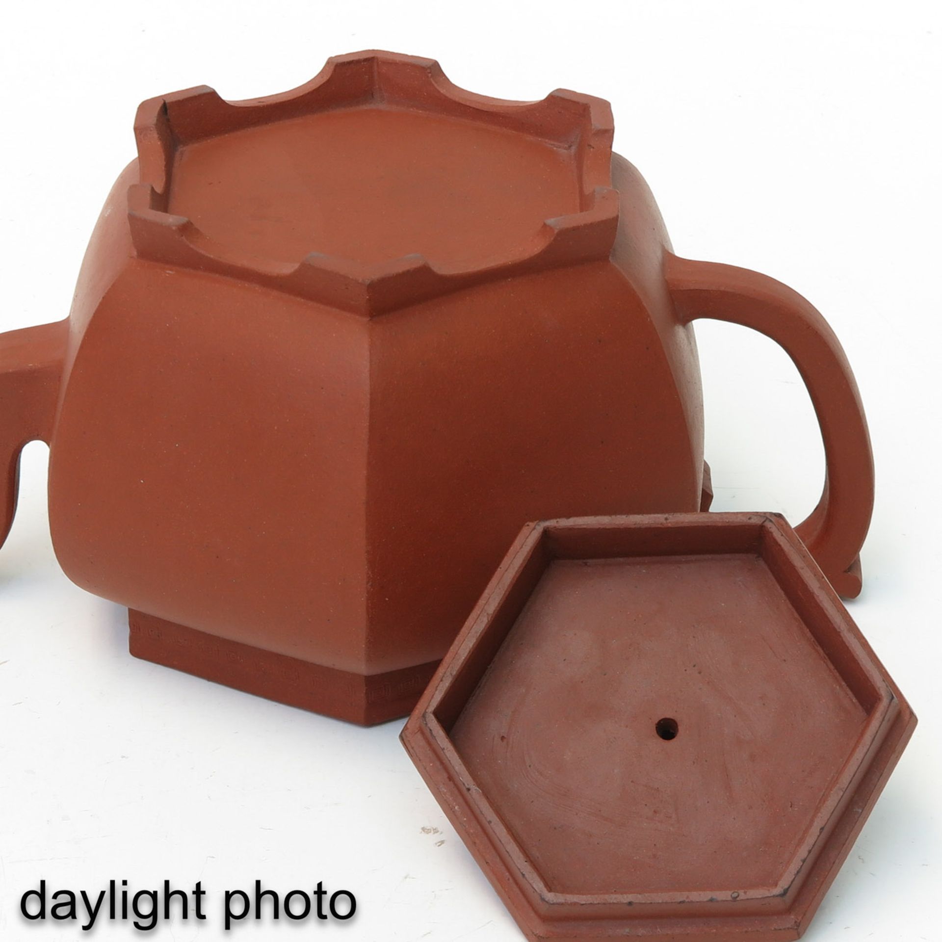 A Yixing Teapot - Image 8 of 10