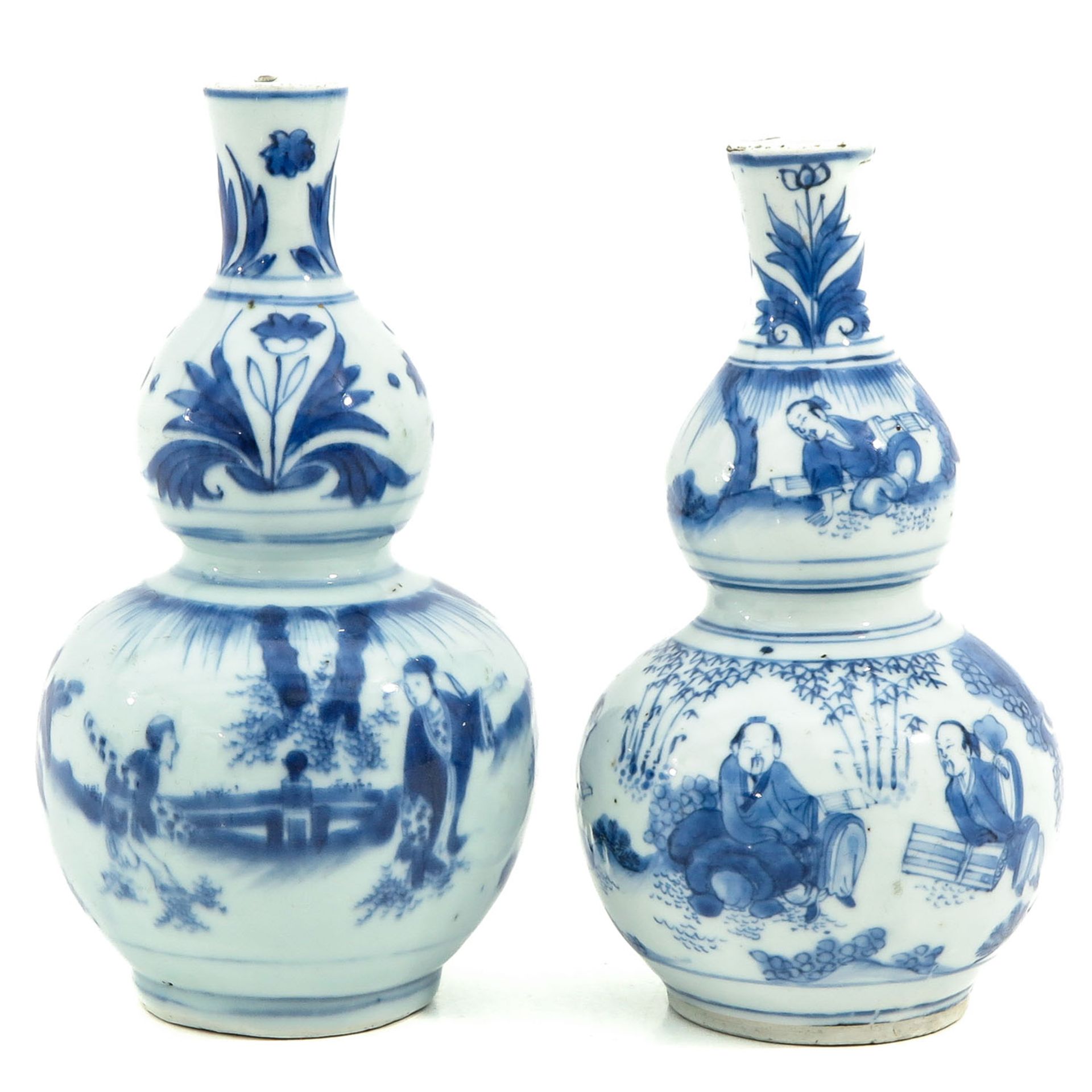 A Pair of Blue and White Gourd Vases