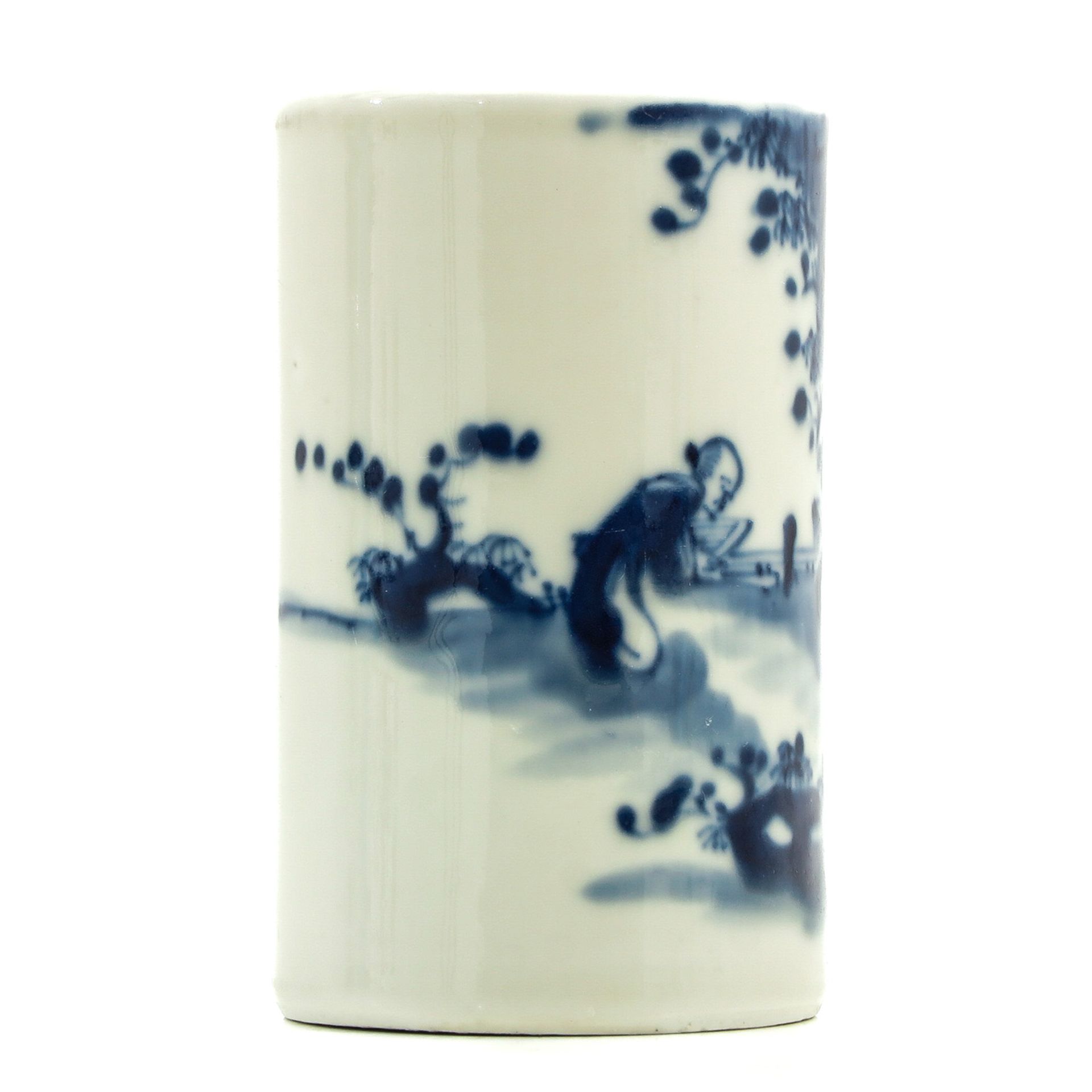 A Small Blue and White Brush Pot - Image 4 of 9