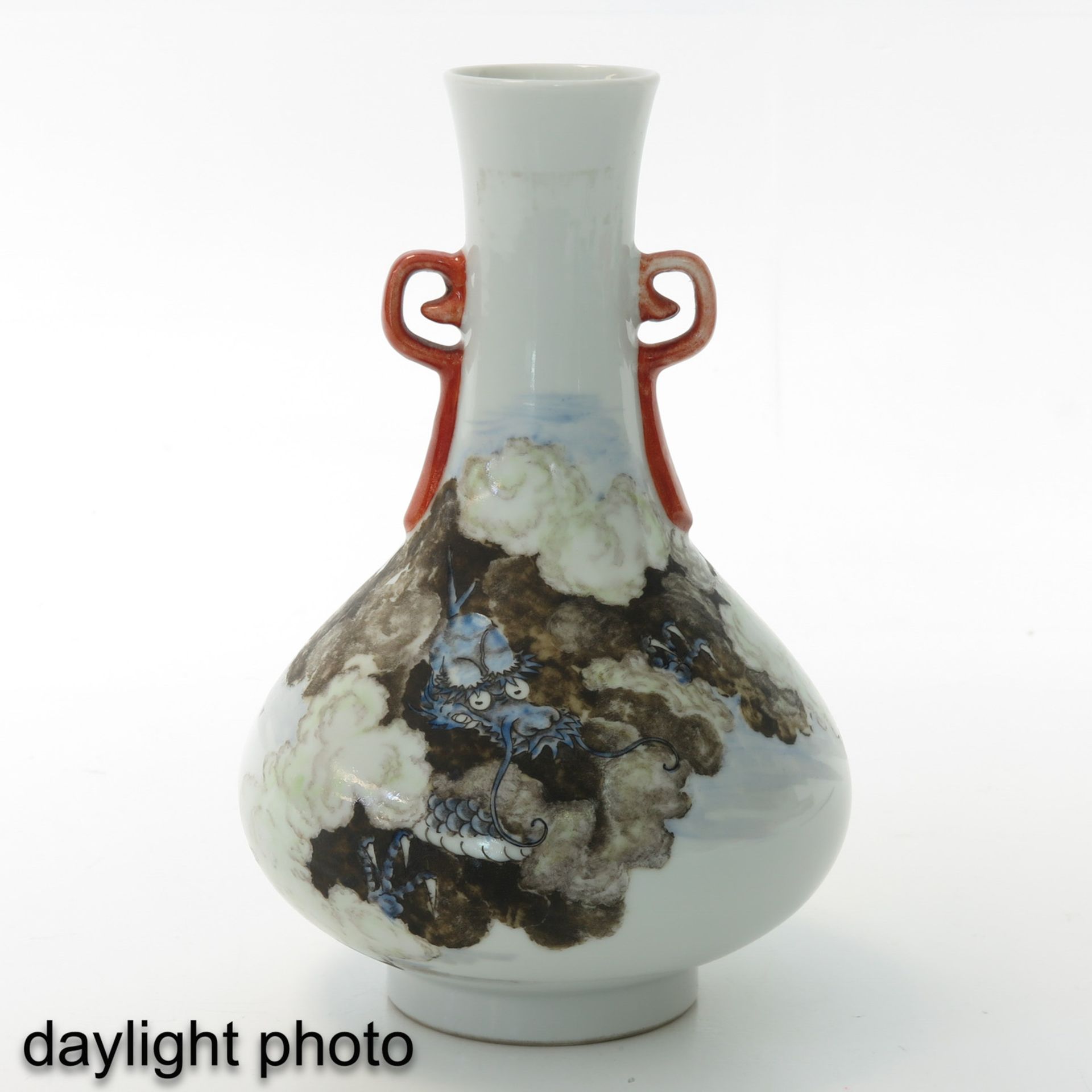 A Polychrome Decor Vase - Bild 7 aus 9