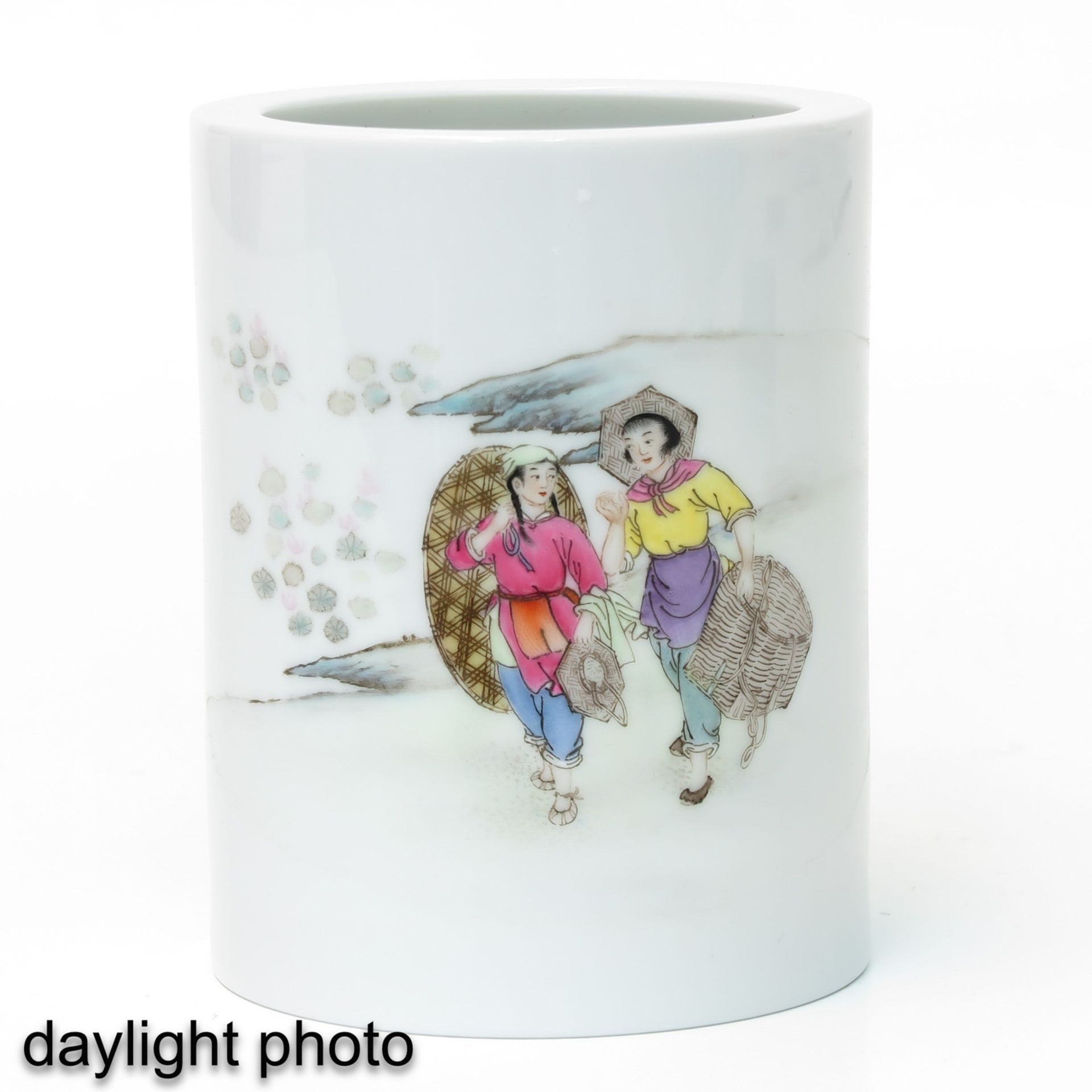 A Famille Rose Cultural Revolution Brush Pot - Image 7 of 10