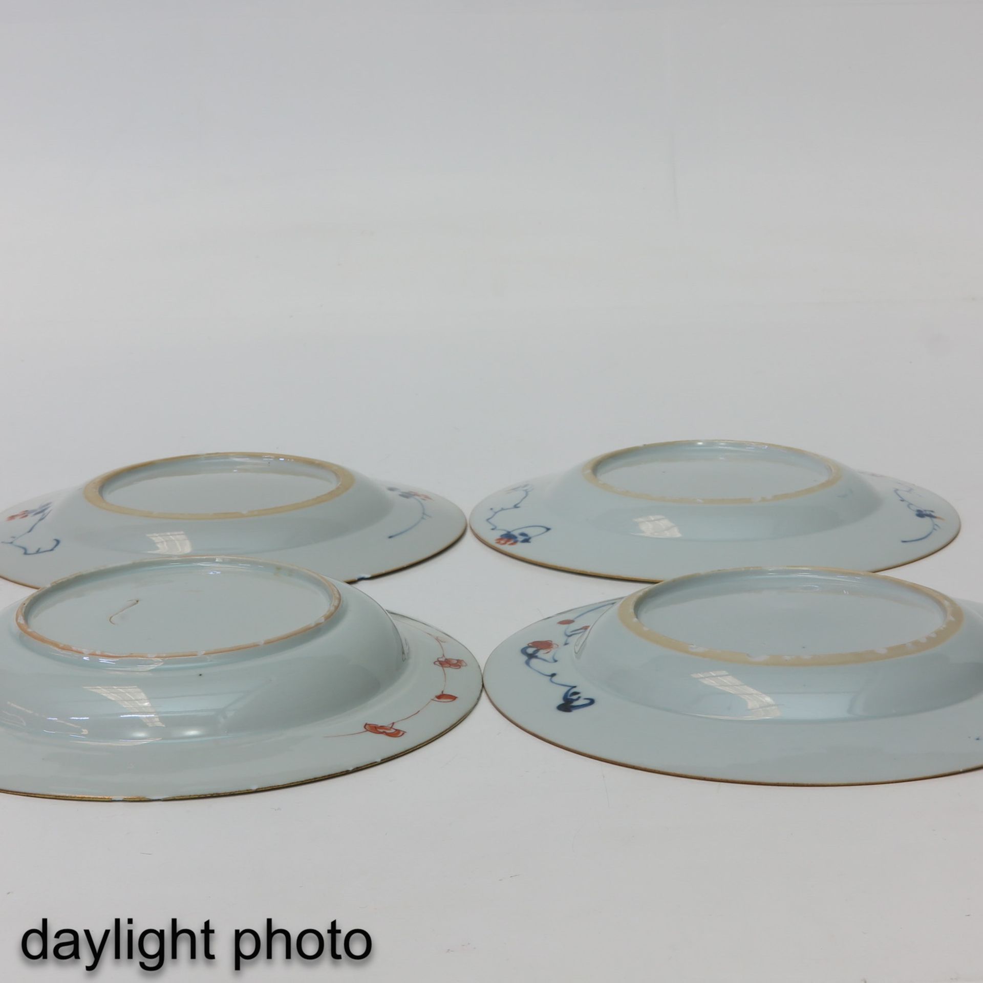 A Collection of 4 Plates - Image 8 of 10