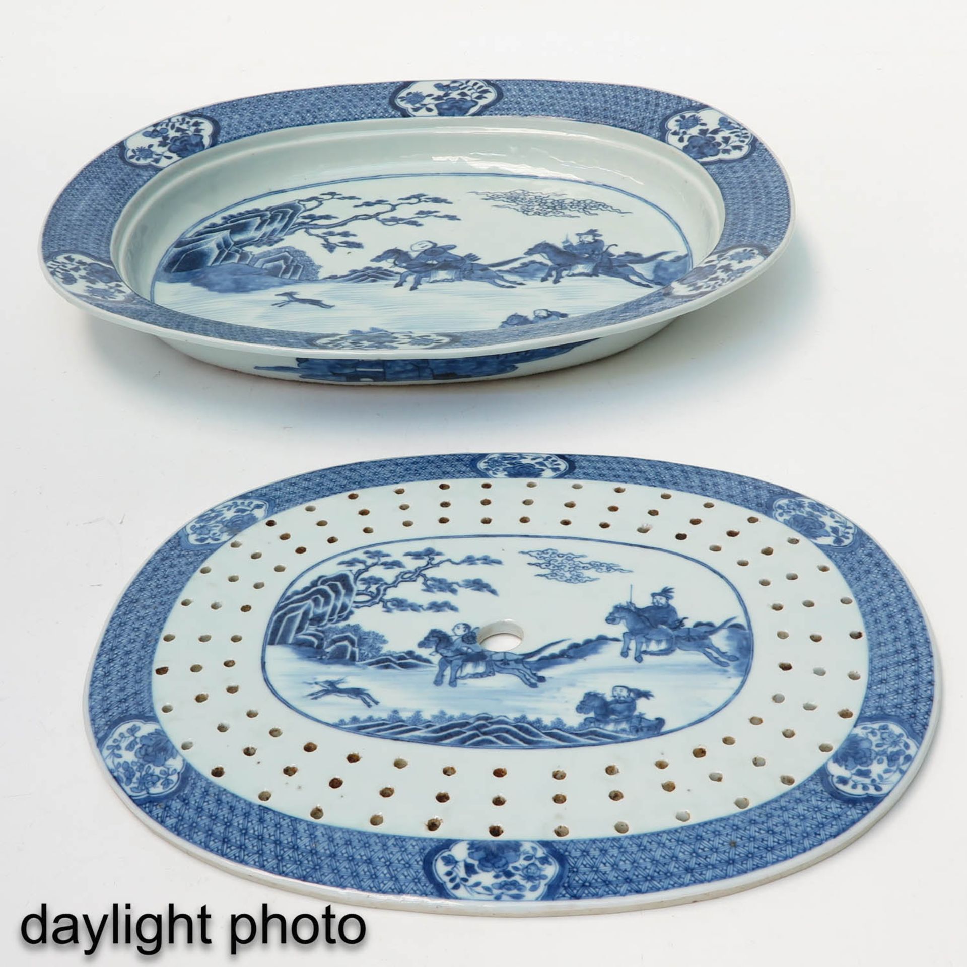 A Blue and White Serving Dish with Strainer - Image 6 of 9