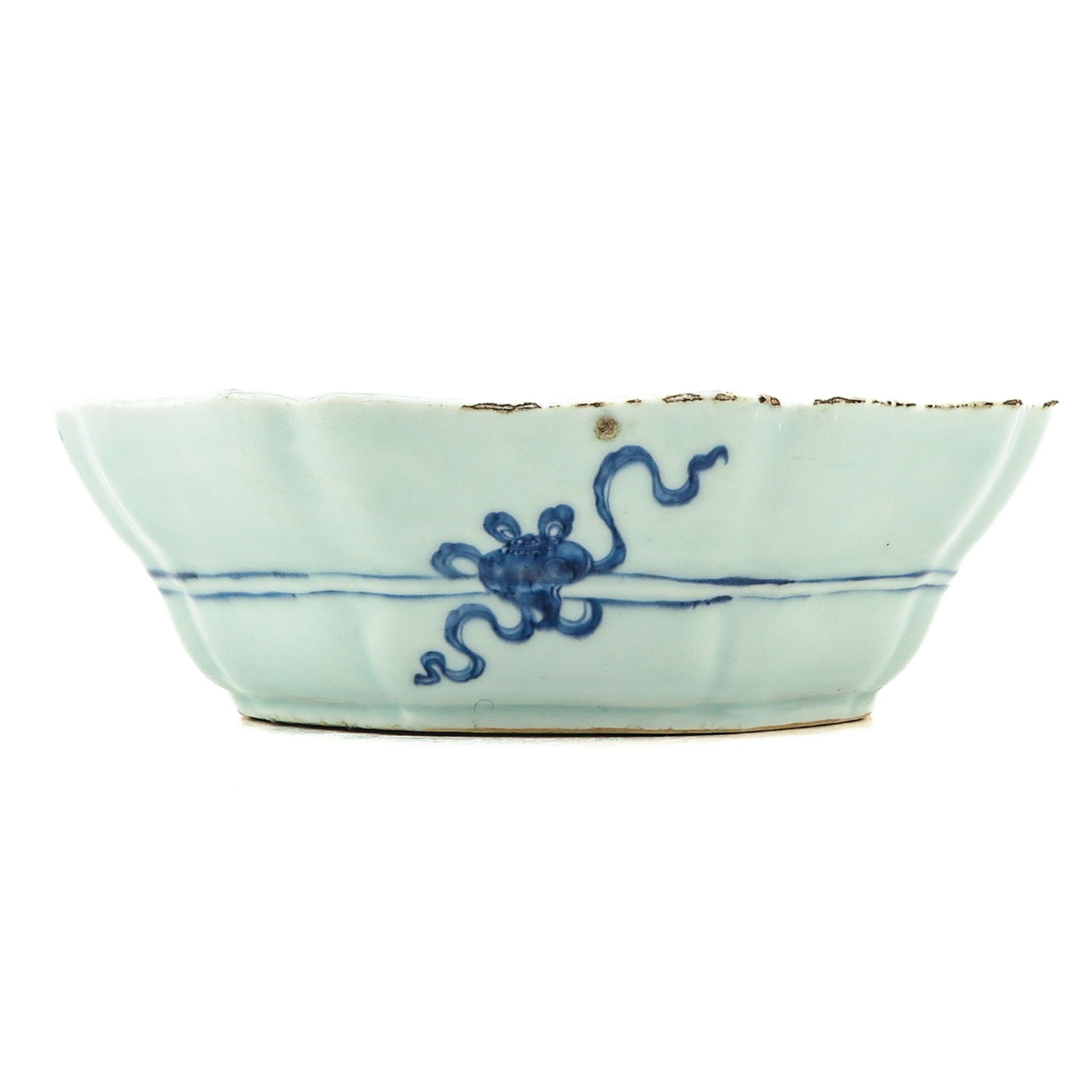 A Blue and White Serving Bowl - Bild 2 aus 9