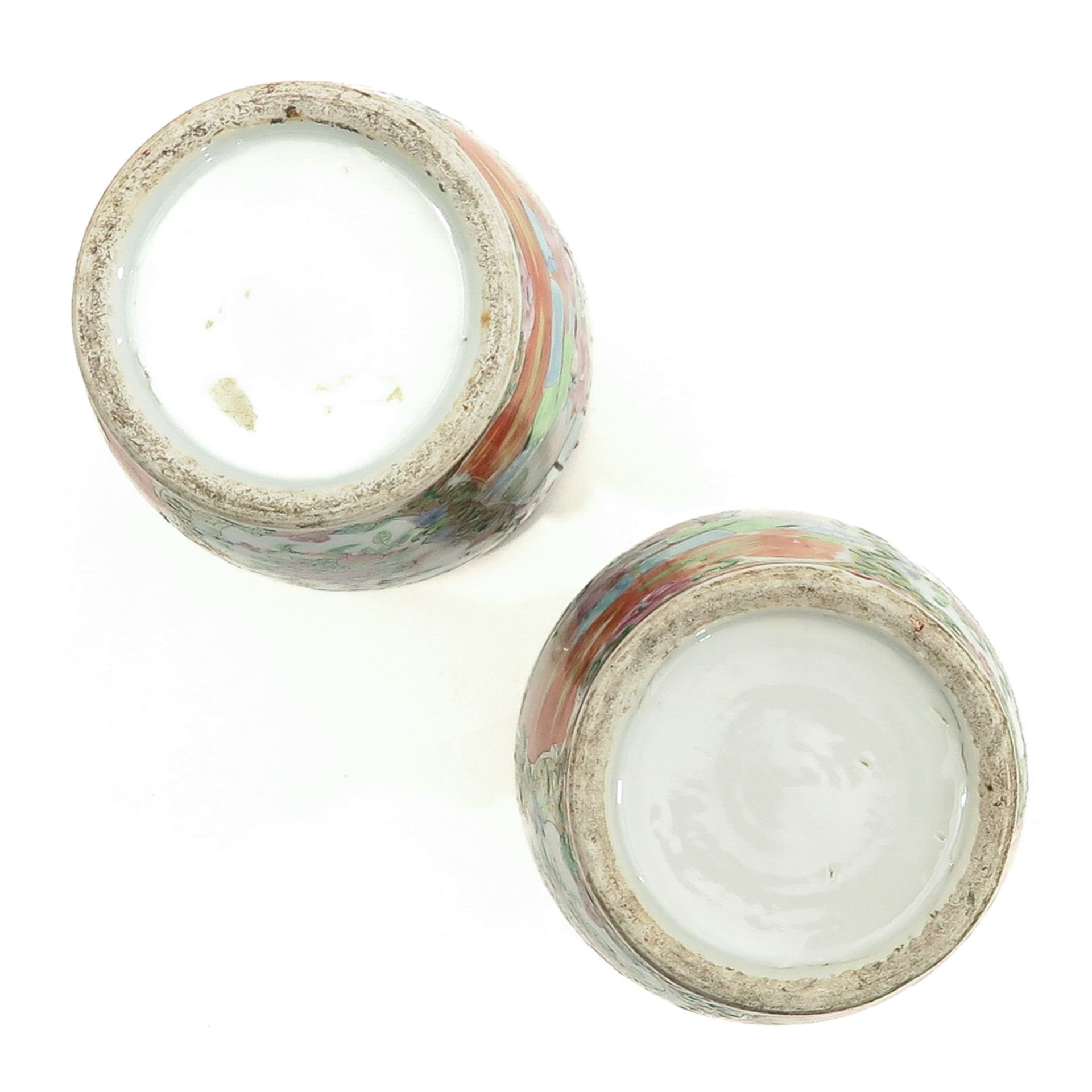 A Pair of Cantonese Vases - Image 6 of 10