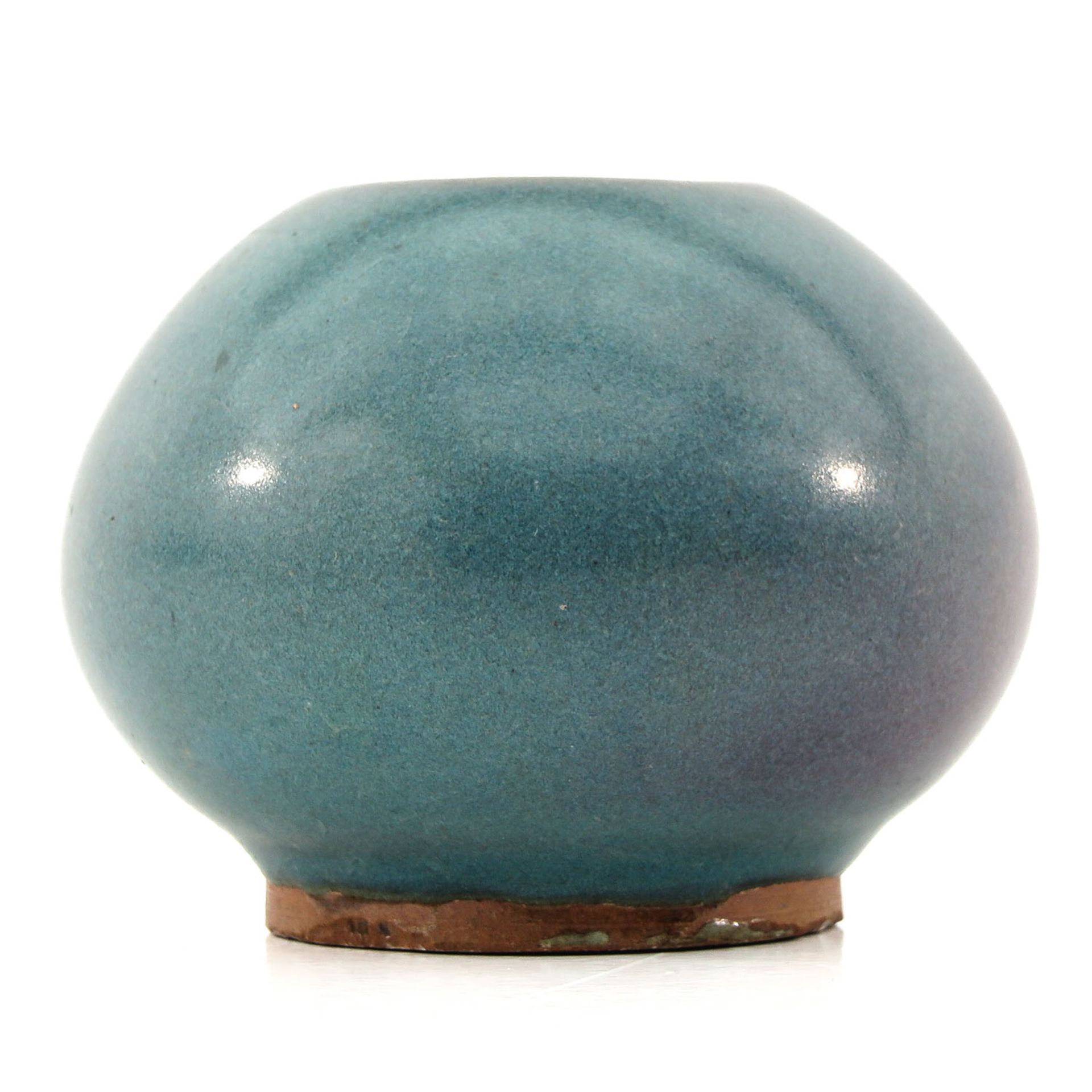 A Small Blue and Purple Glaze Vase - Bild 4 aus 9