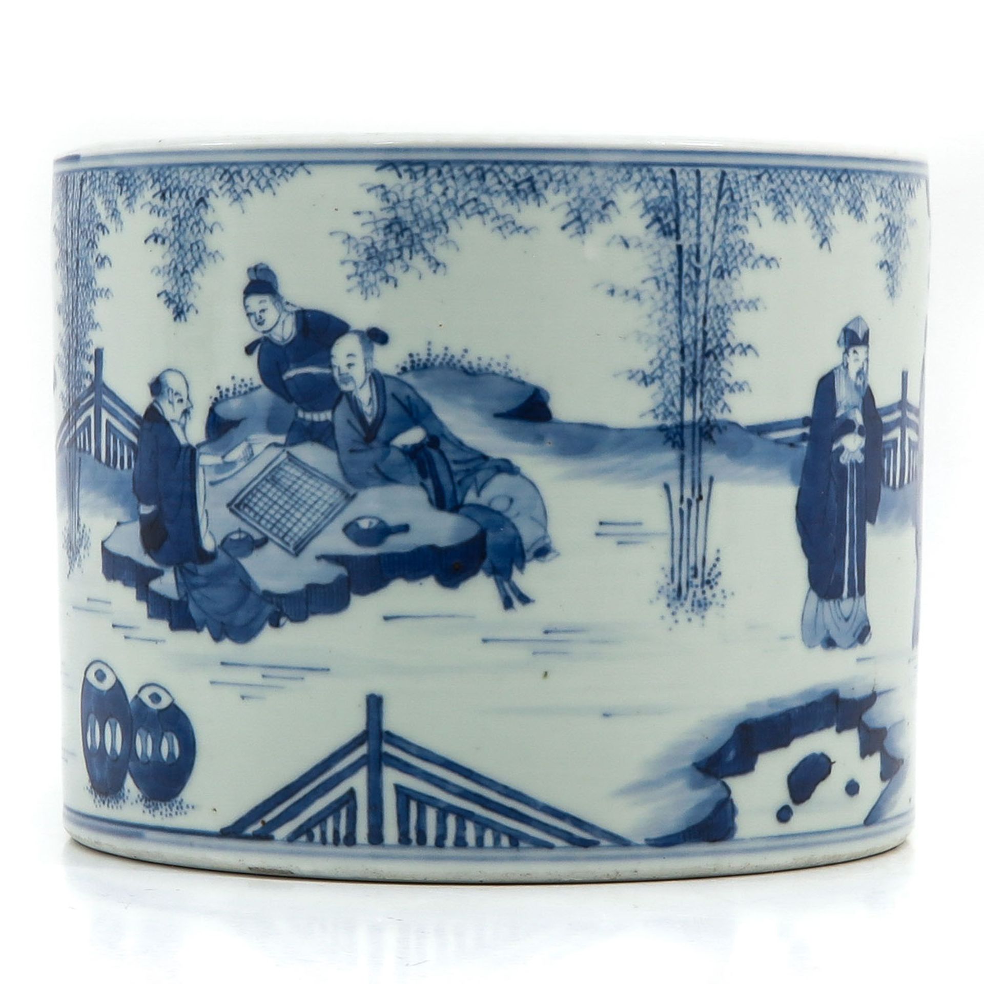 A Blue and White Brush Pot - Image 3 of 9
