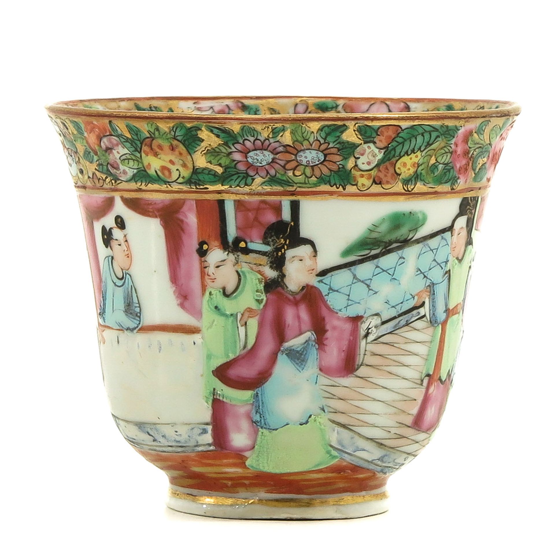 A Collection of Cantonese Porcelain Items - Image 4 of 10