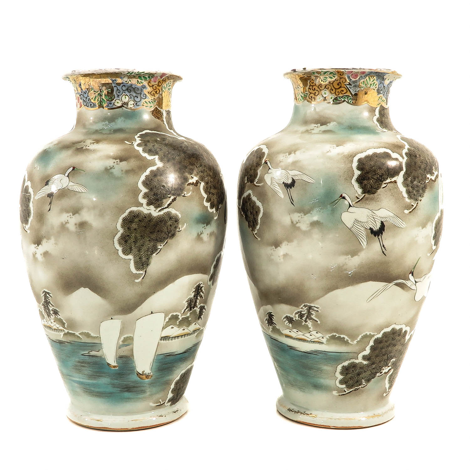 A Pair of Japanese Vases - Image 3 of 9