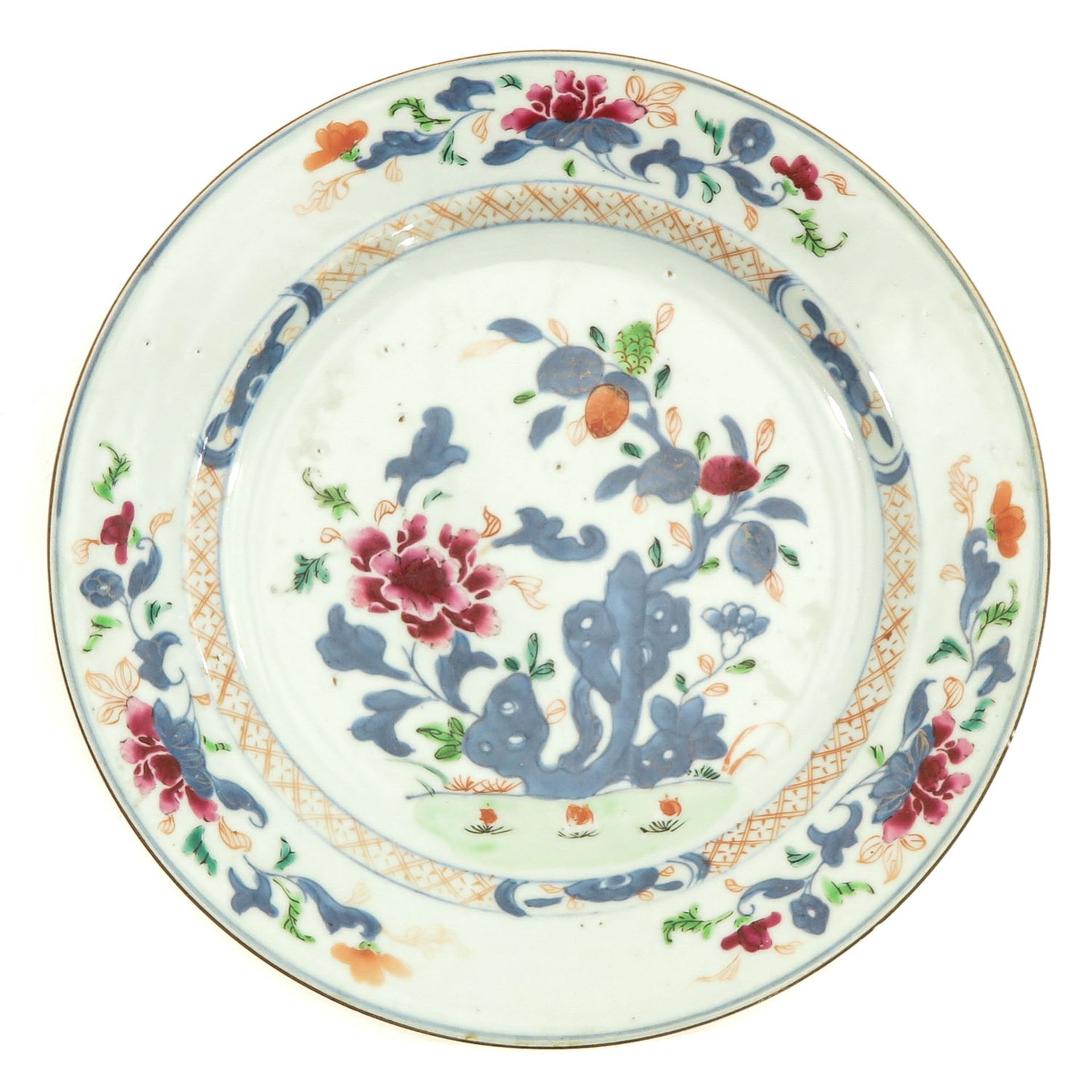 A Series of 5 Famille Rose Plates - Image 7 of 10