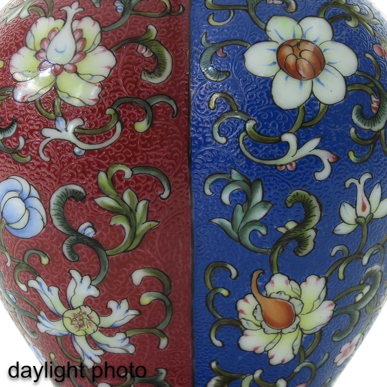 A Famille Rose Vase with Cover - Image 10 of 10