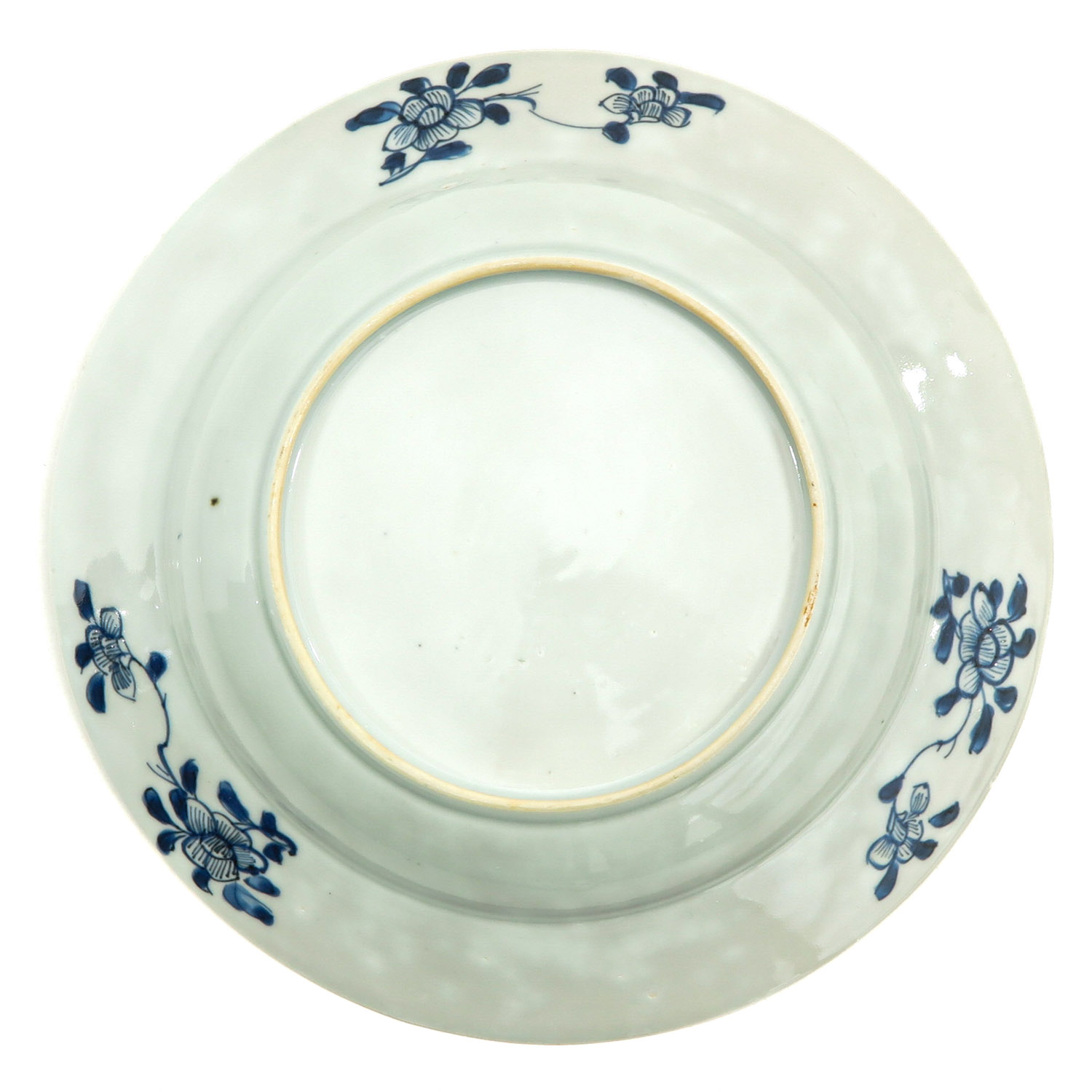 A Lot of 2 Blue and White Plates - Image 6 of 10