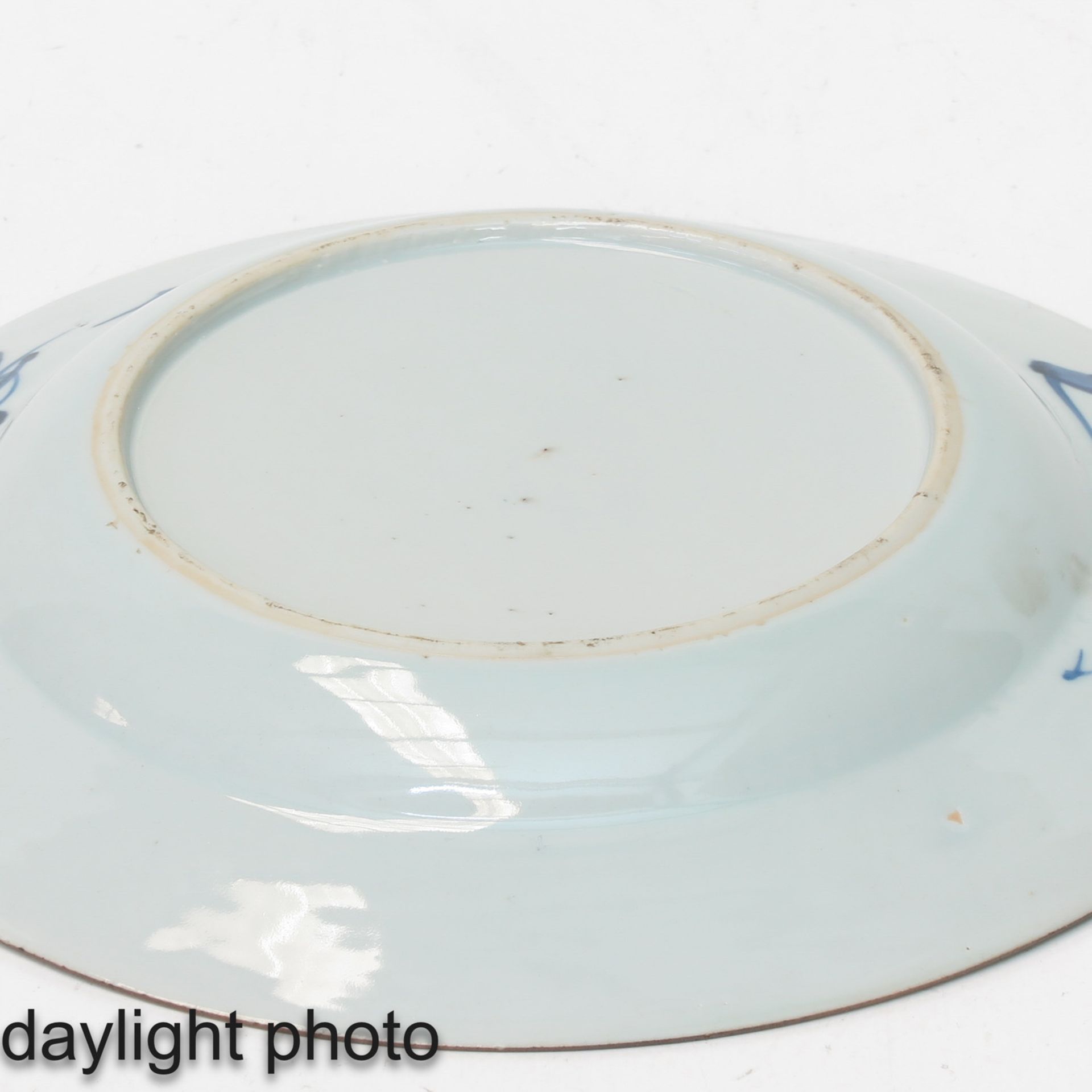 A Series of 5 Blue and White Plates - Bild 8 aus 9